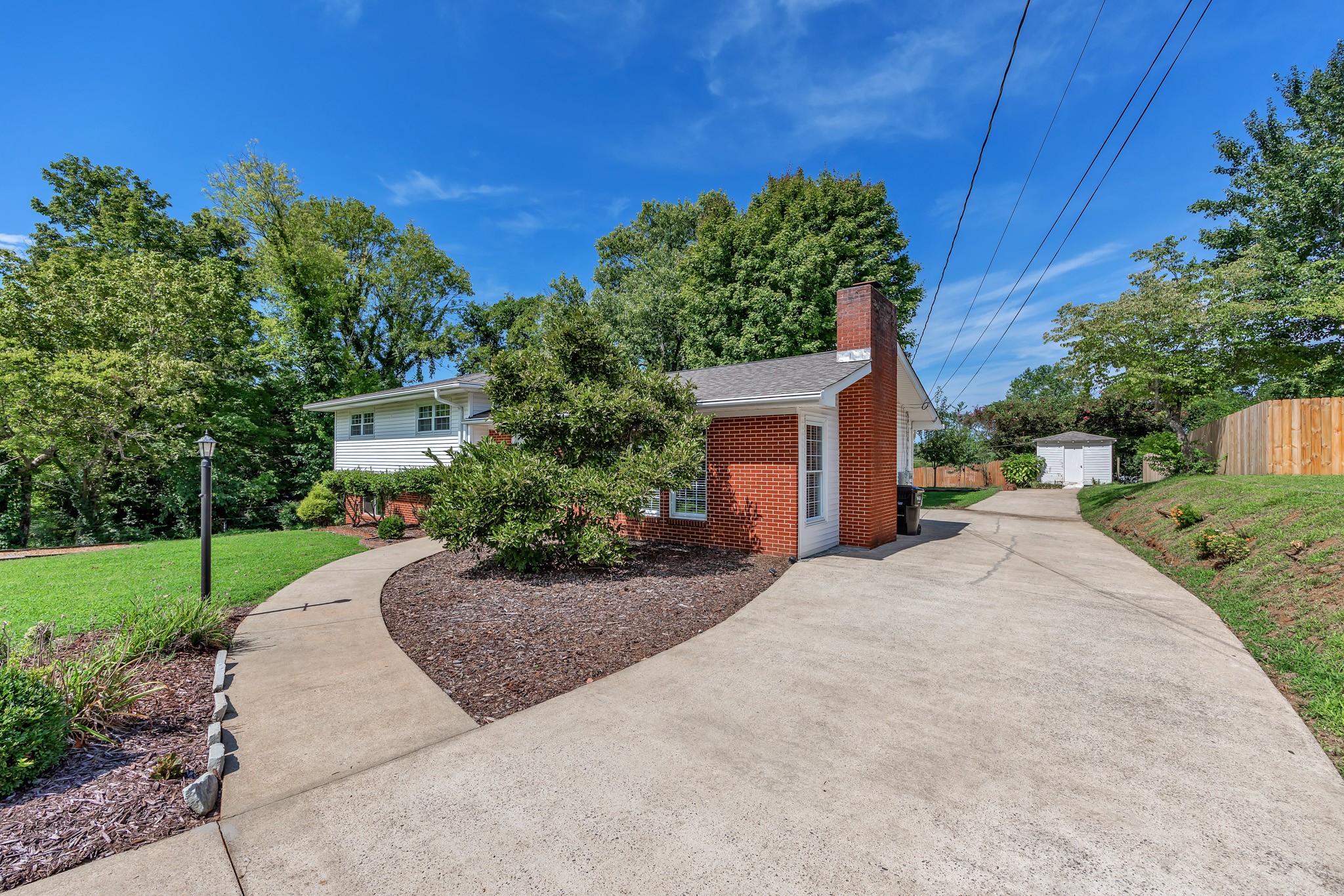 5717 Cherry St Property Photo 5