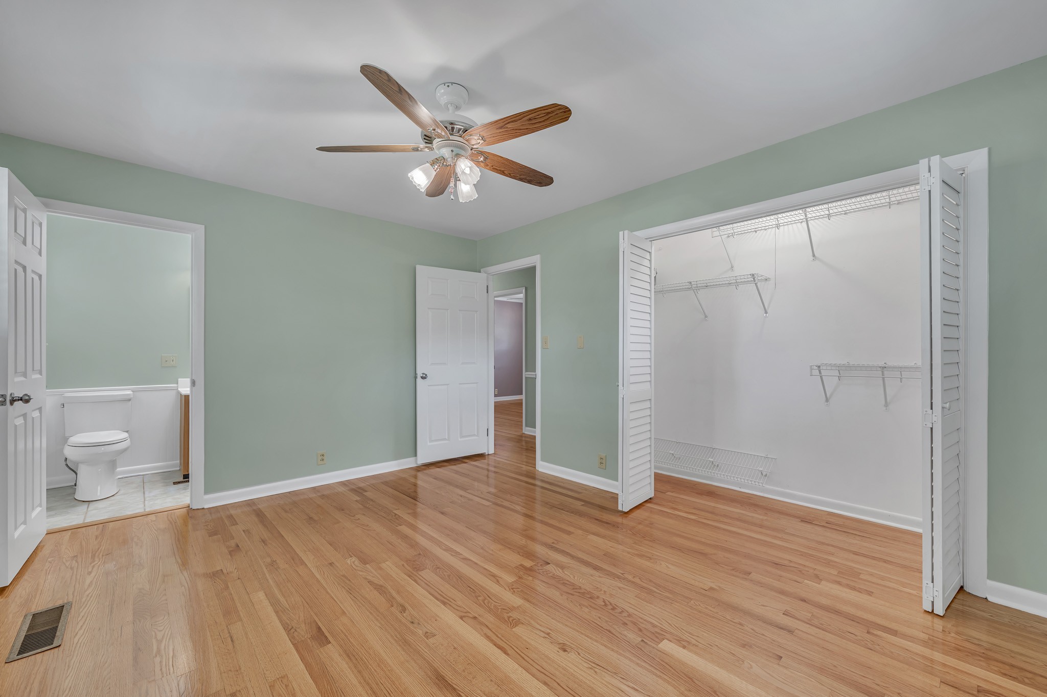 5717 Cherry St Property Photo 44