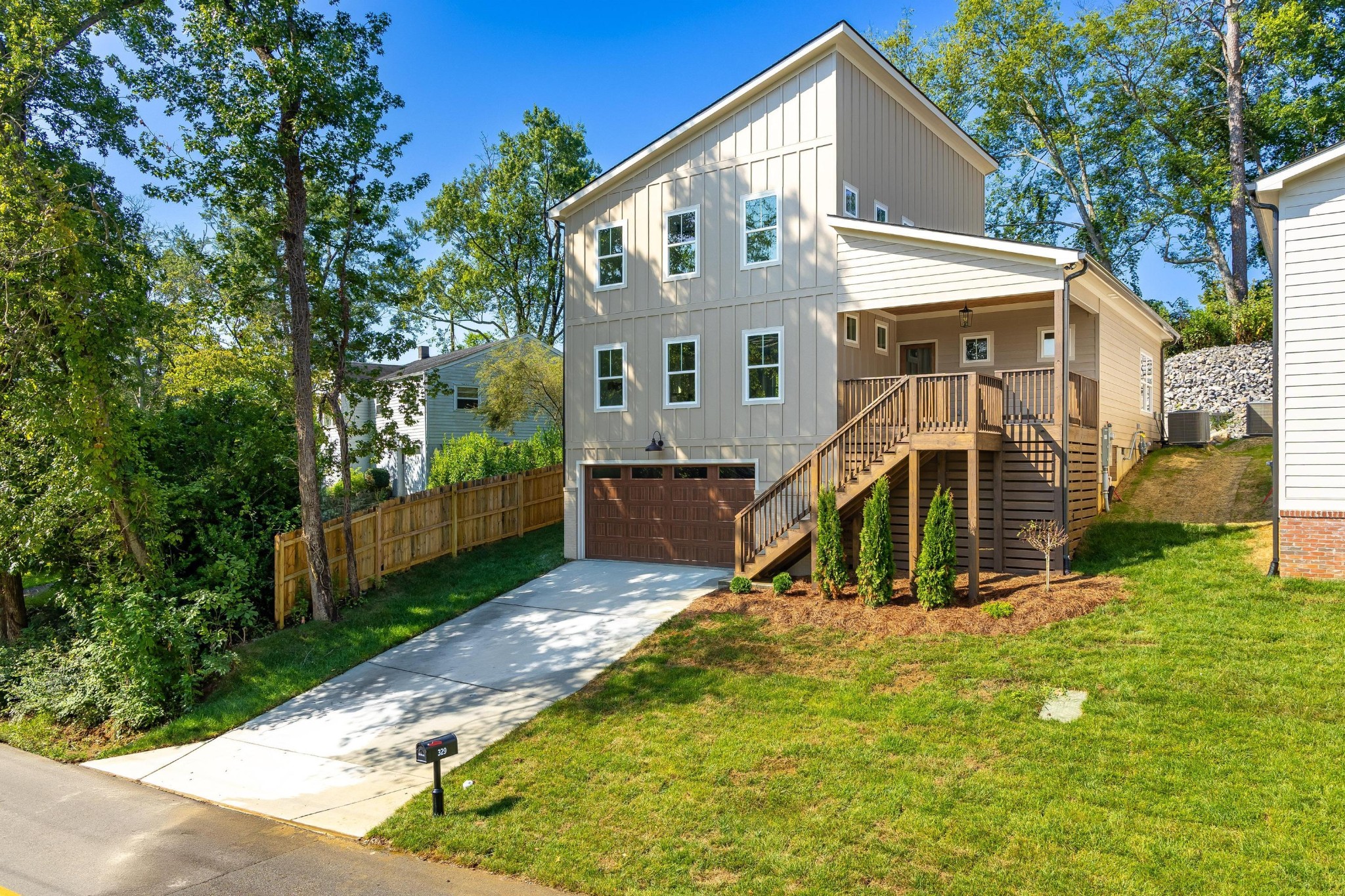 329 Isbill Road Property Photo 4