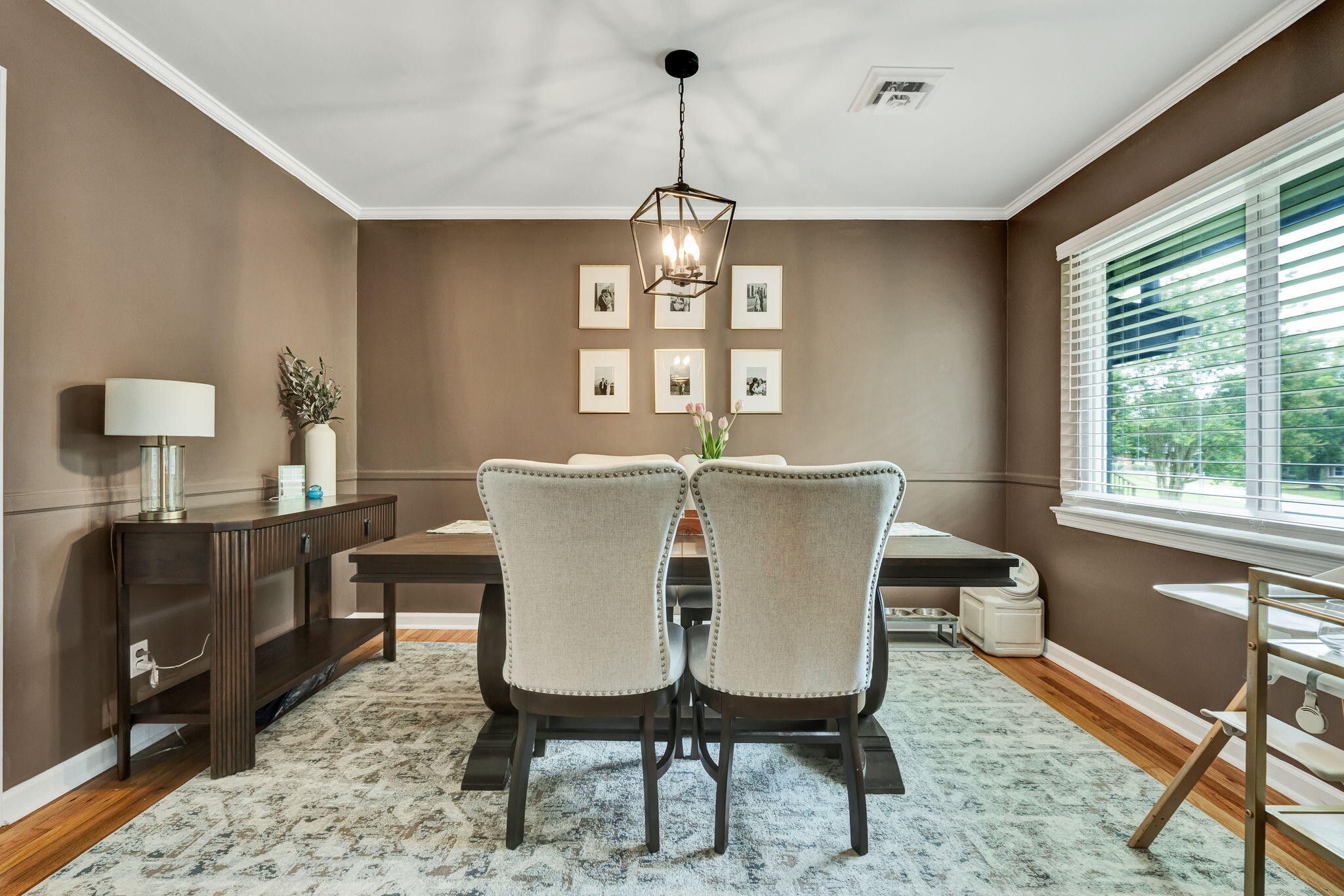 1412 Clearpoint Circle Property Photo 6