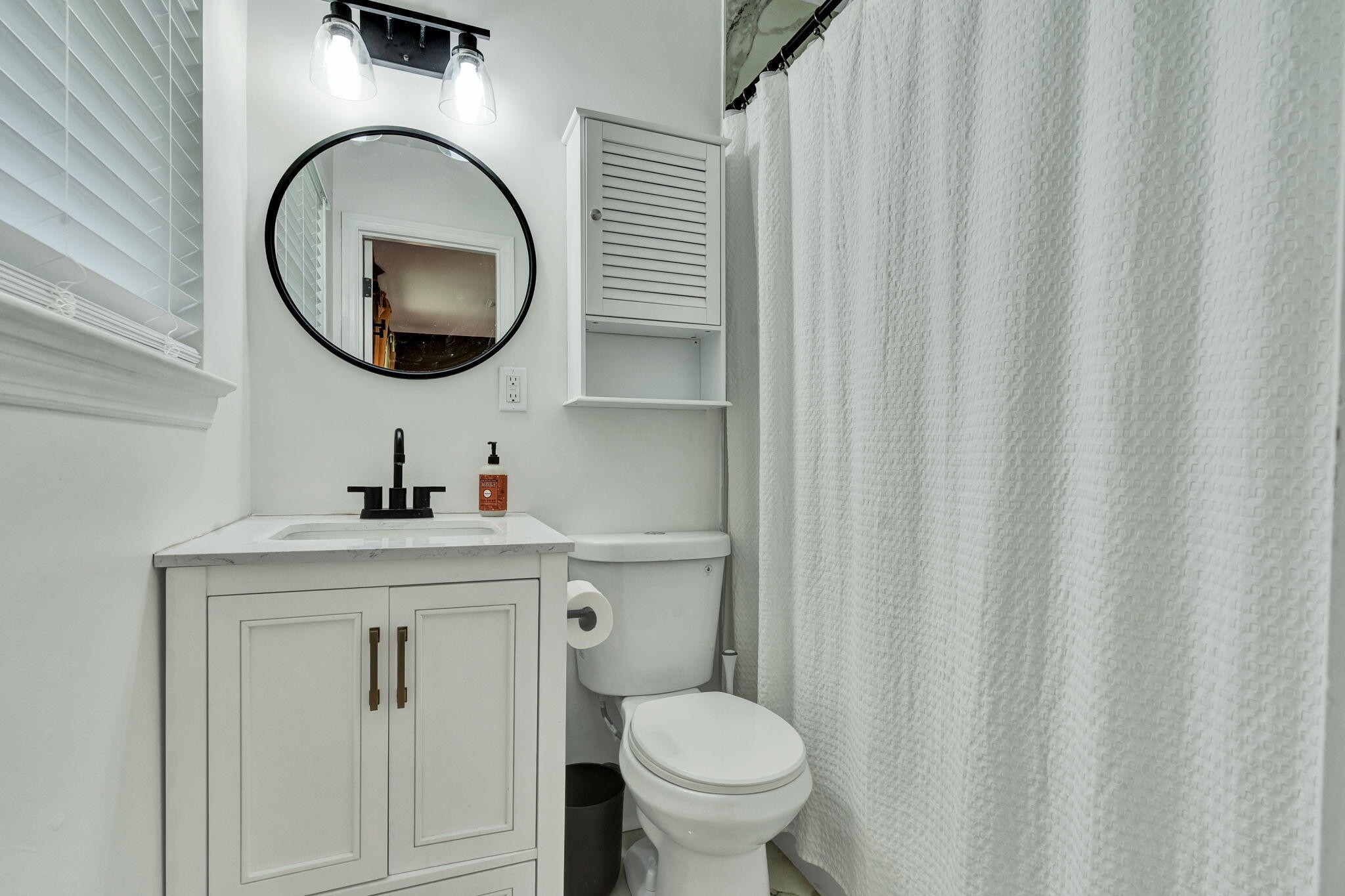 1412 Clearpoint Circle Property Photo 17