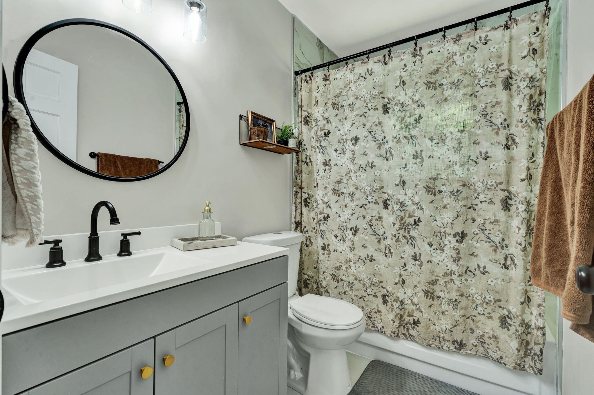 1412 Clearpoint Circle Property Photo 20