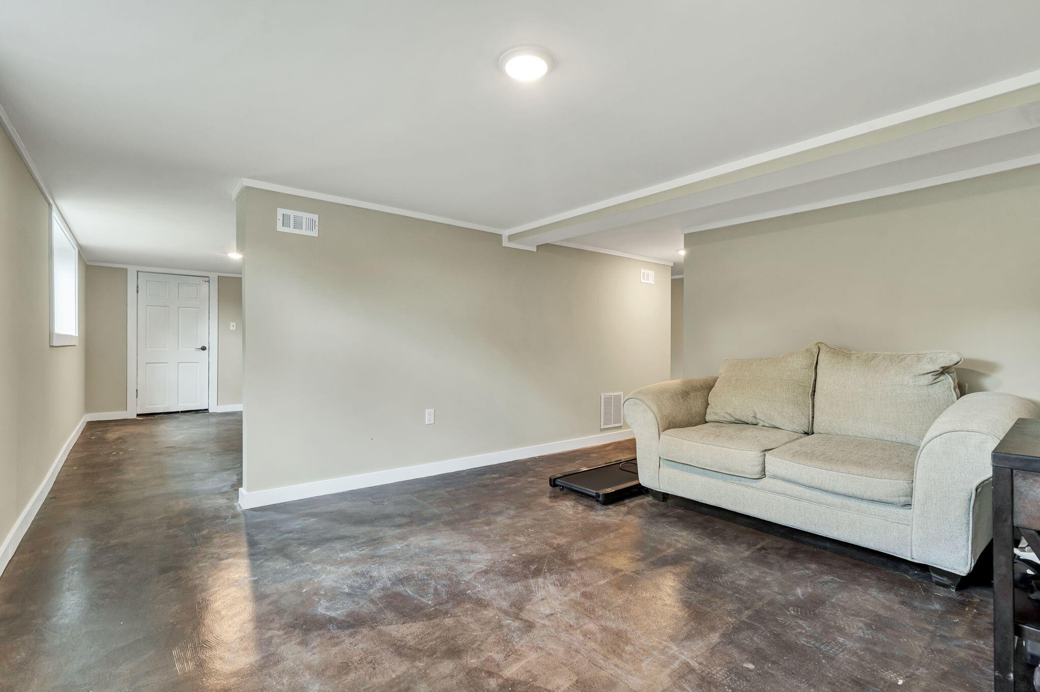 1412 Clearpoint Circle Property Photo 25