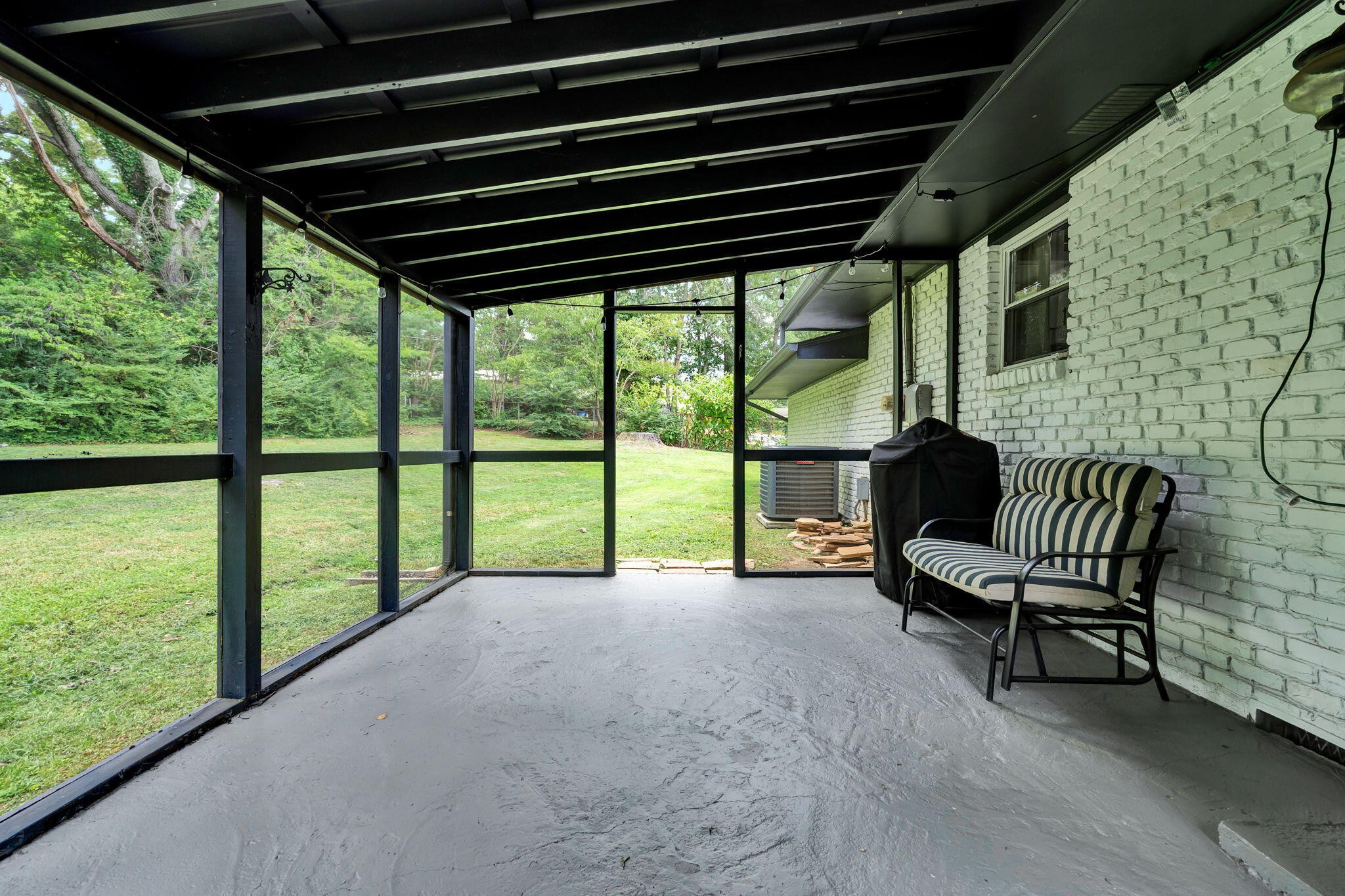 1412 Clearpoint Circle Property Photo 29