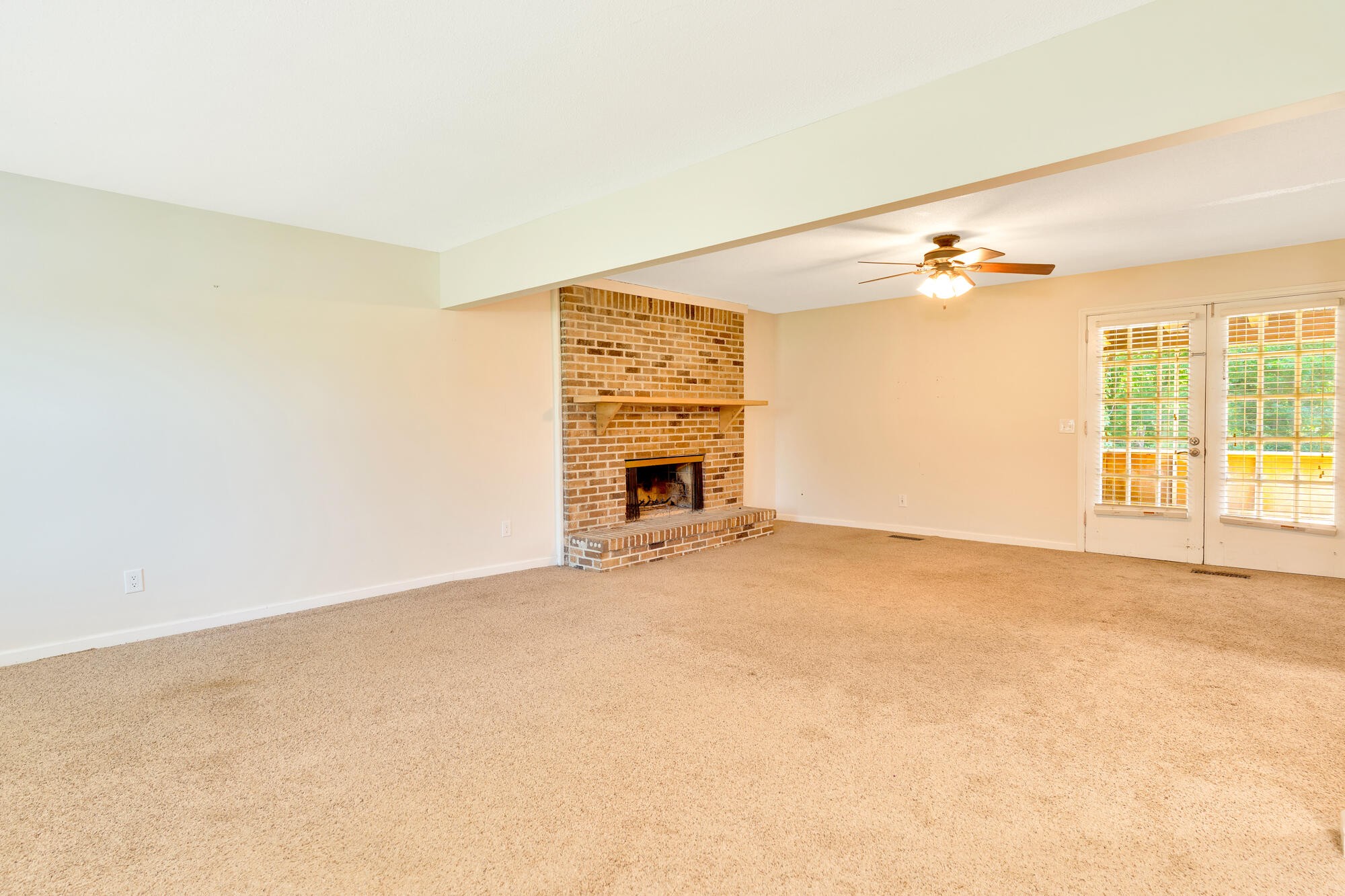 9415 Seasons Drive Property Photo 13