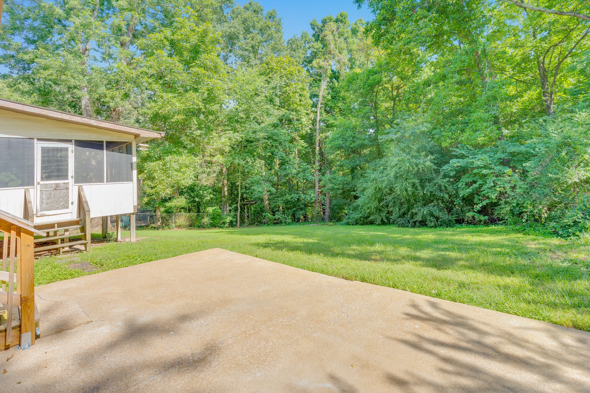 9415 Seasons Drive Property Photo 22