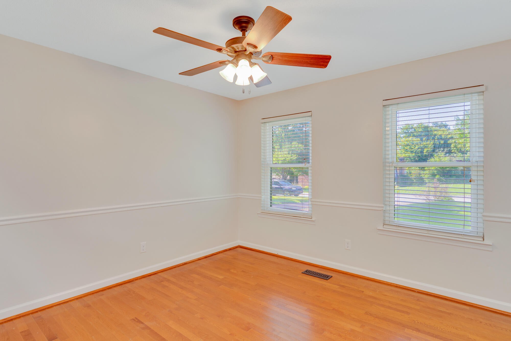 9415 Seasons Drive Property Photo 33