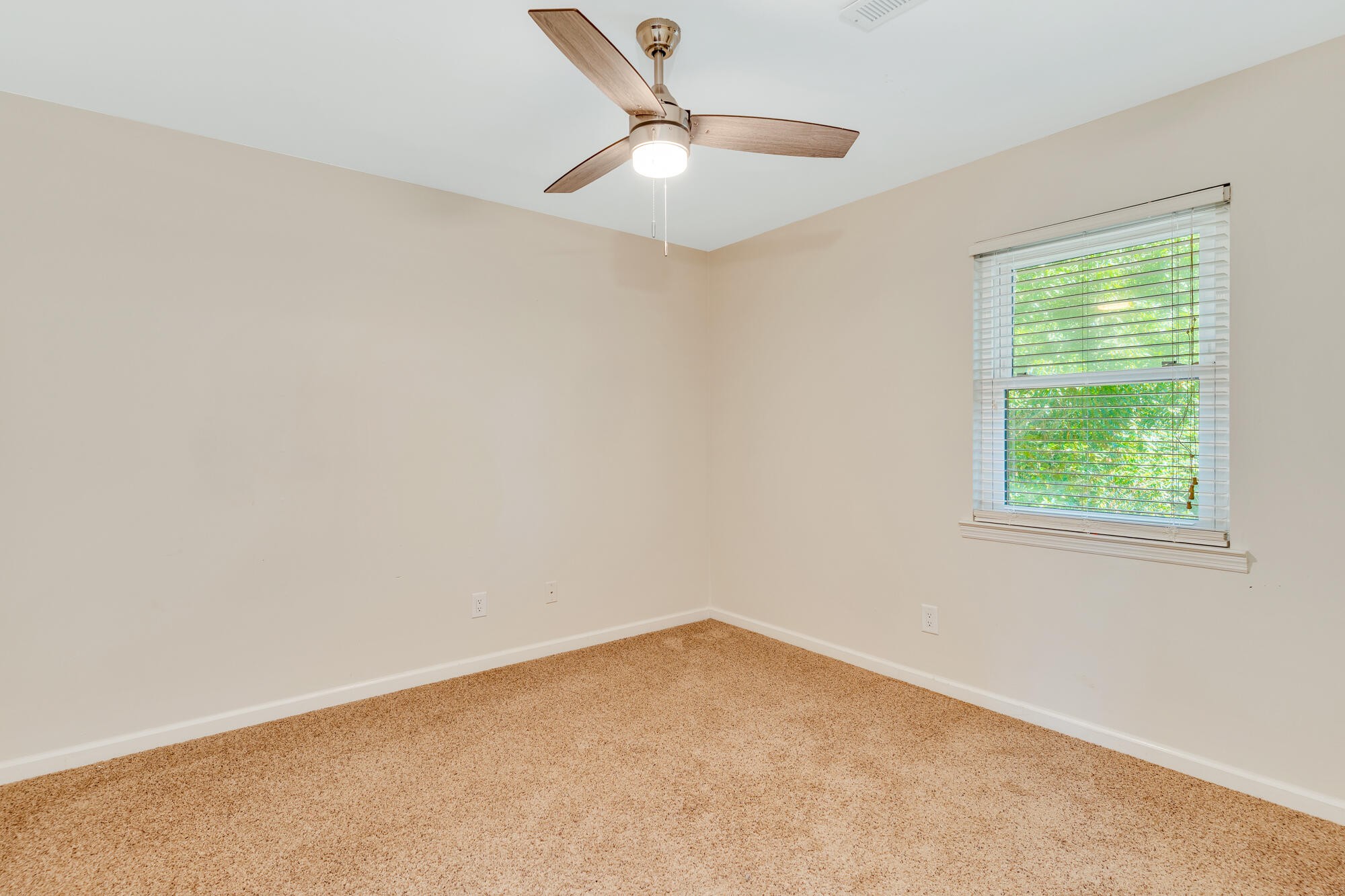 9415 Seasons Drive Property Photo 39