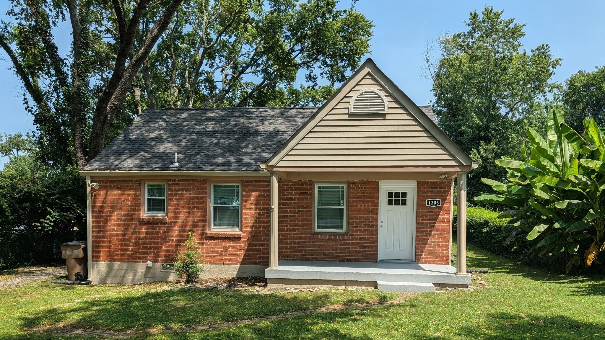 1306 Venus Dr Property Photo 1