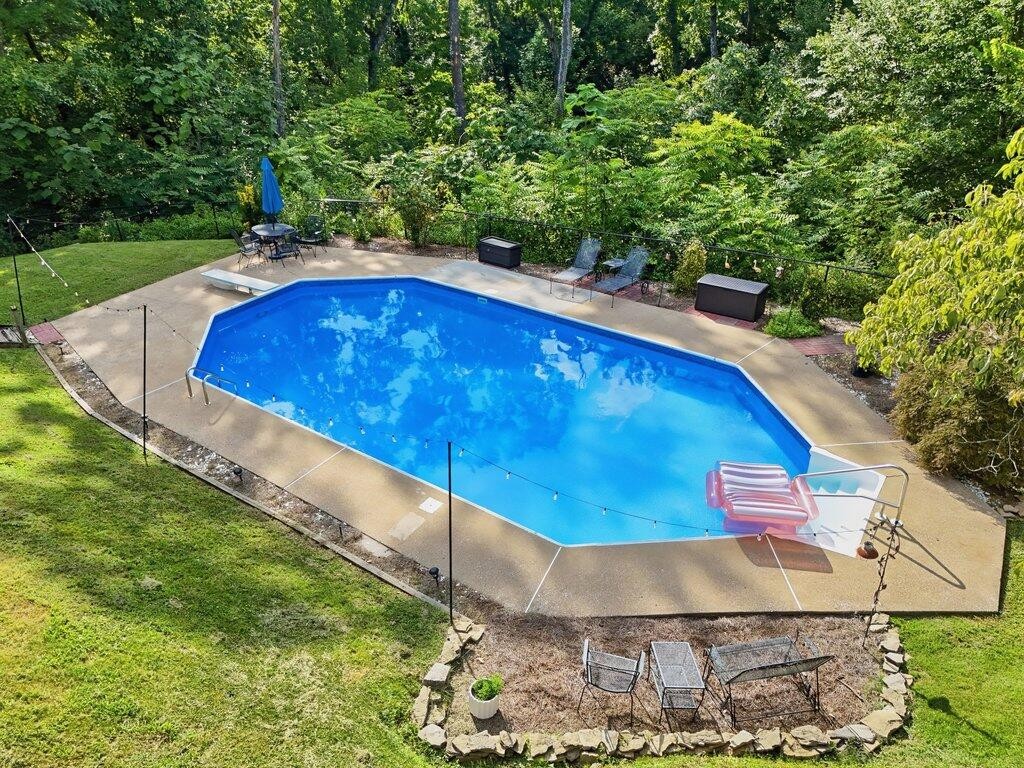 1718 Lake Wood Circle Property Photo 1