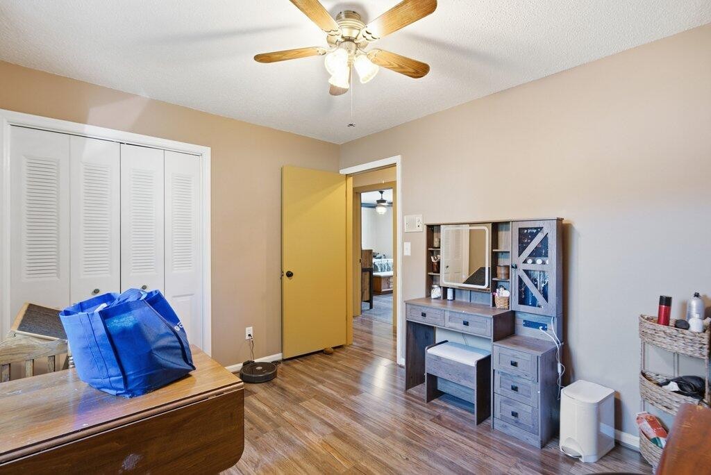 1718 Lake Wood Circle Property Photo 15