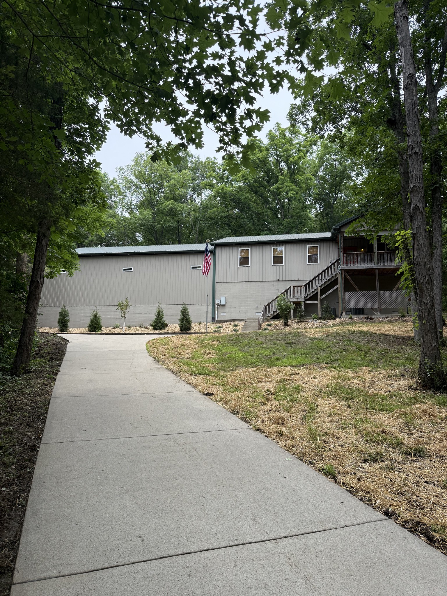 527 Hickory Ridge Rd Property Photo 1