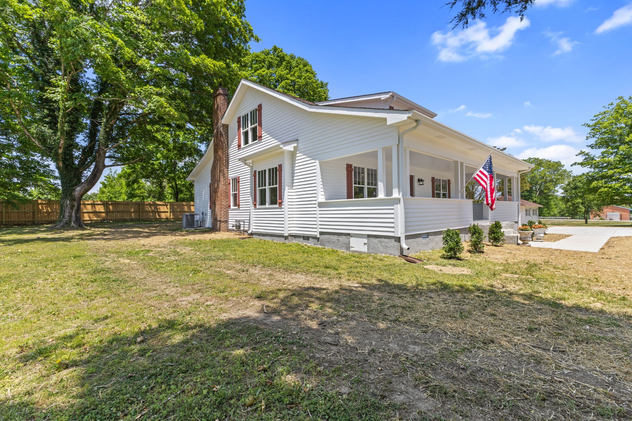 3217 Church St Property Photo 1