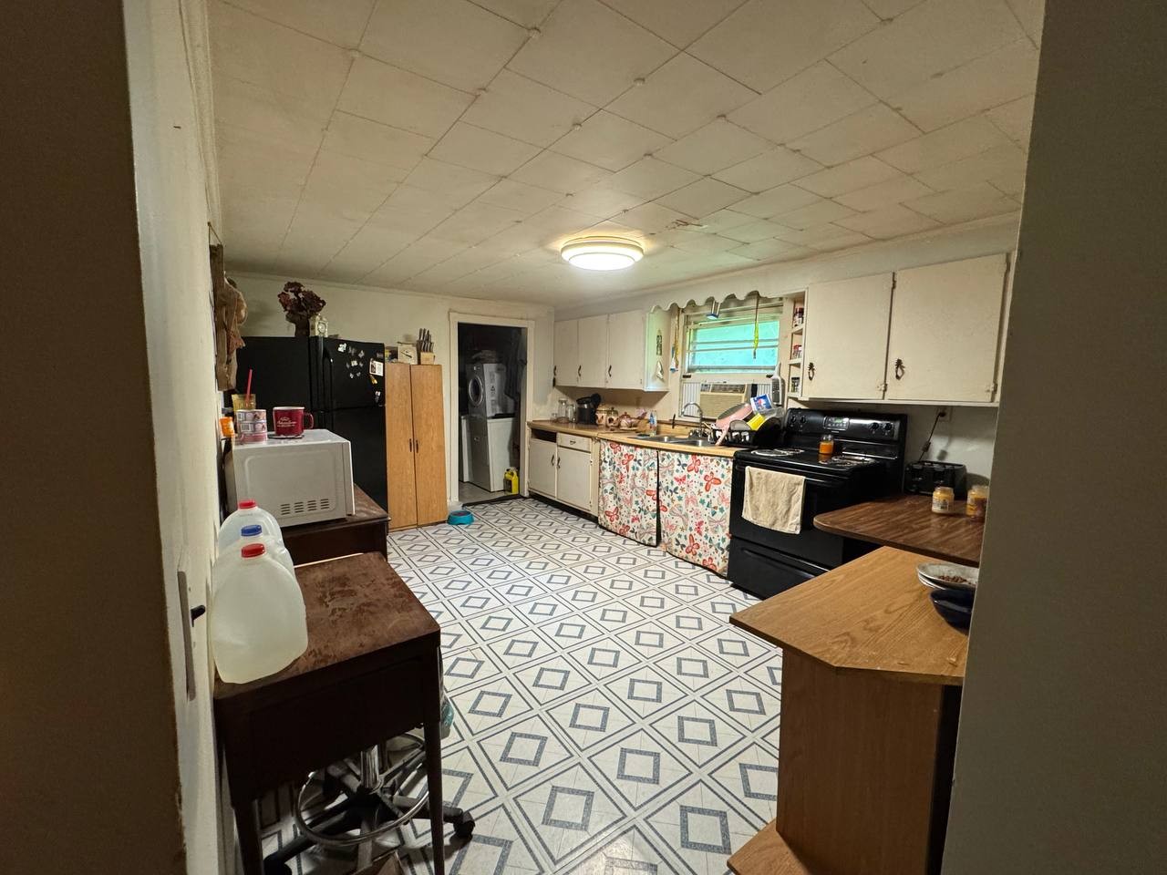 196 Lynch Rd Property Photo 10