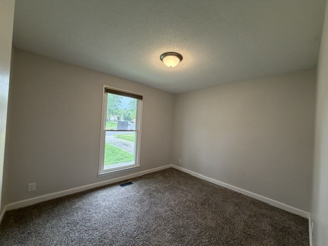 136 Cunningham Pl Property Photo 12