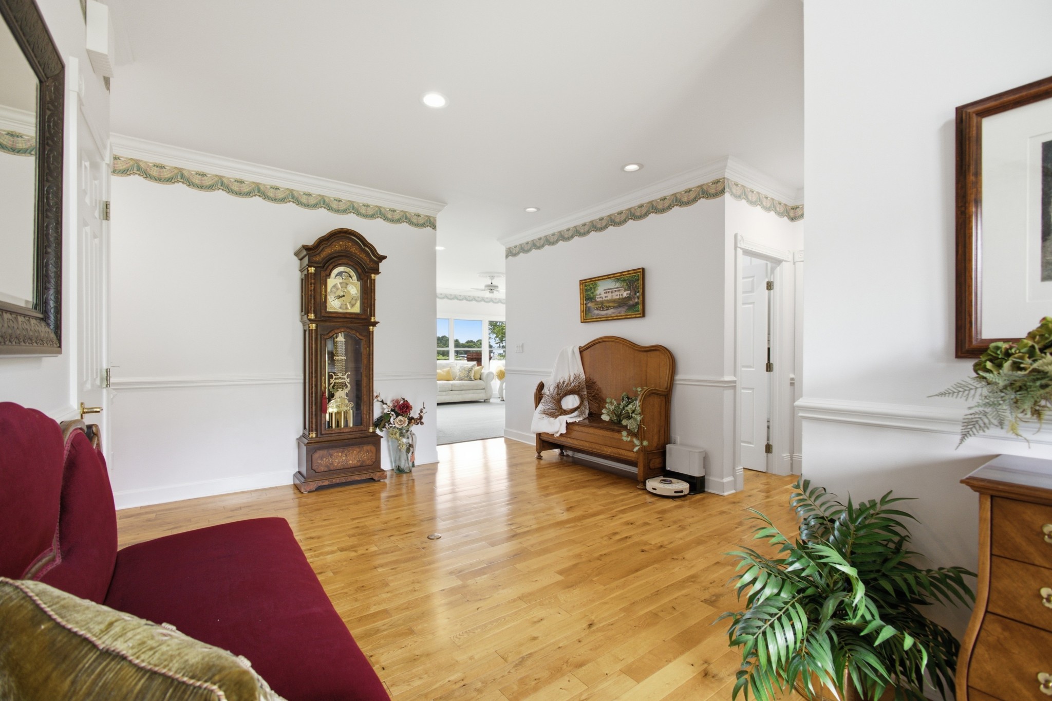 662 River Rd Property Photo 8