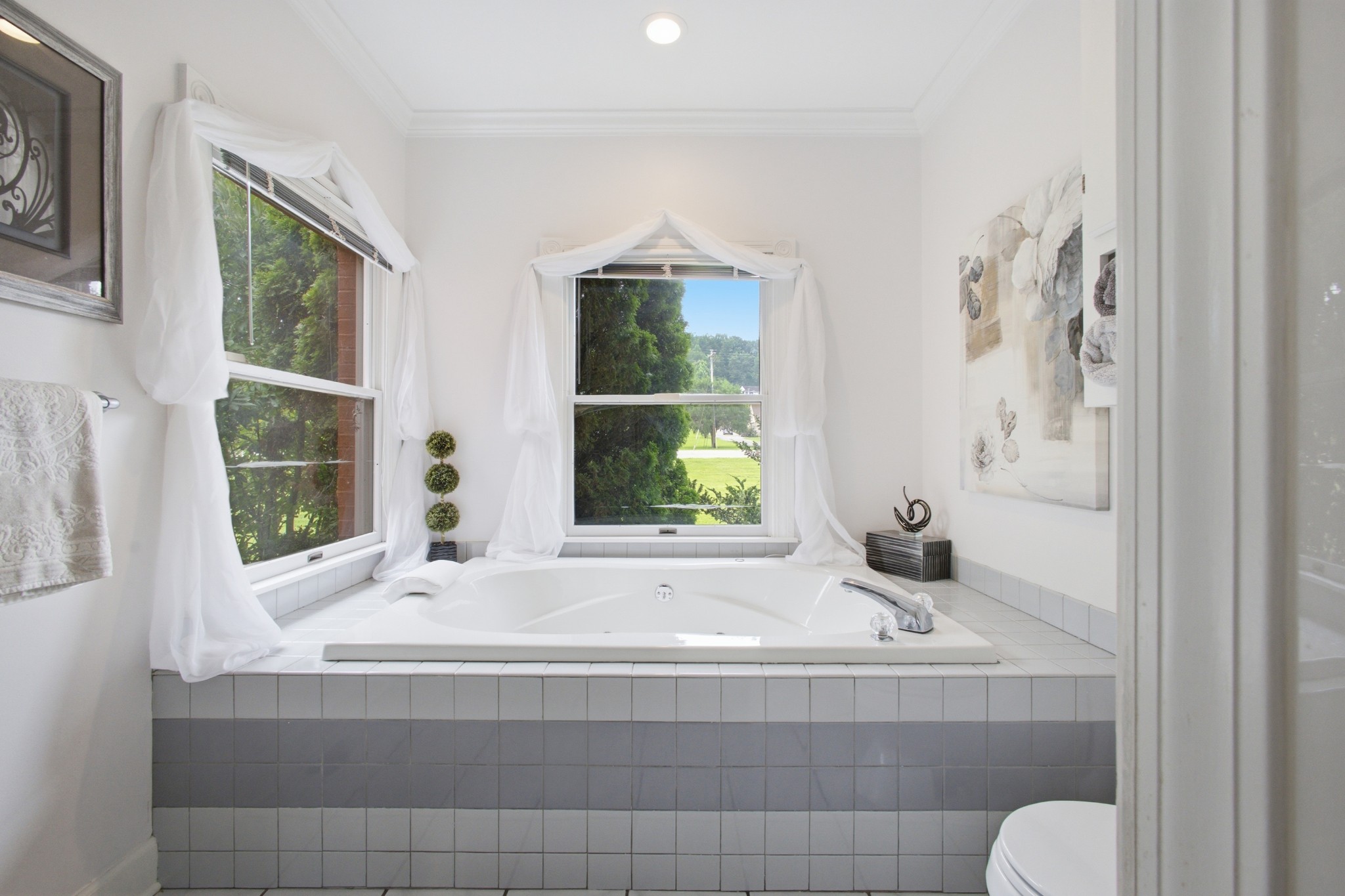 662 River Rd Property Photo 13