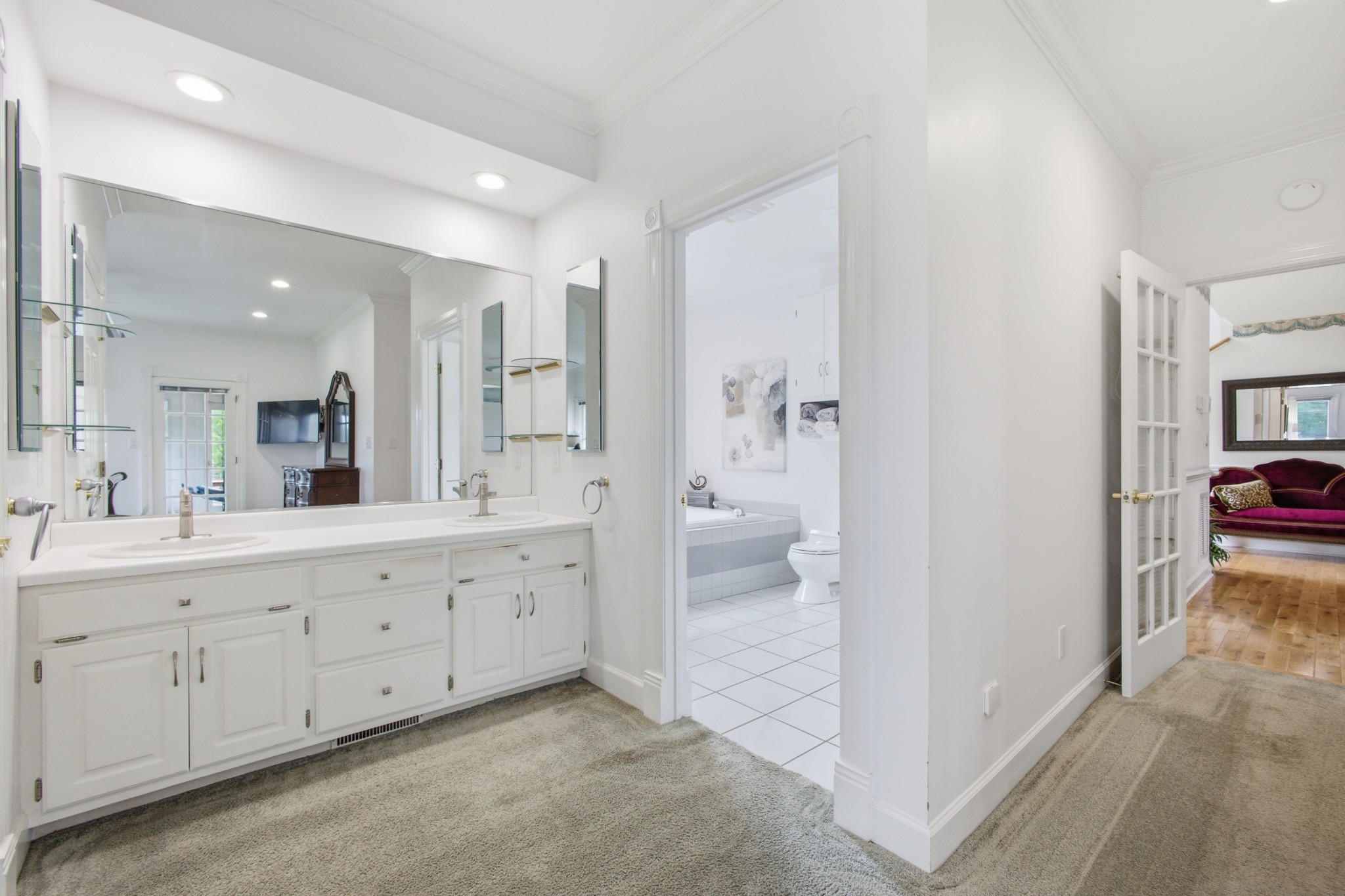 662 River Rd Property Photo 14