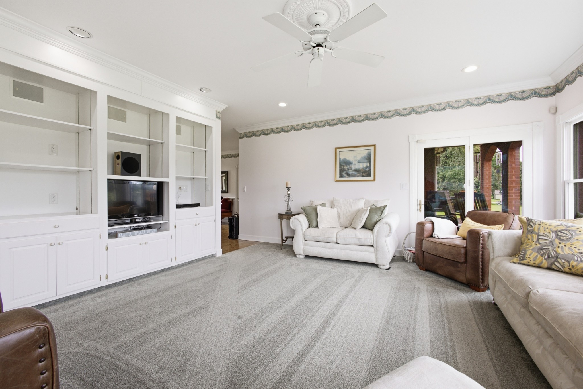 662 River Rd Property Photo 19
