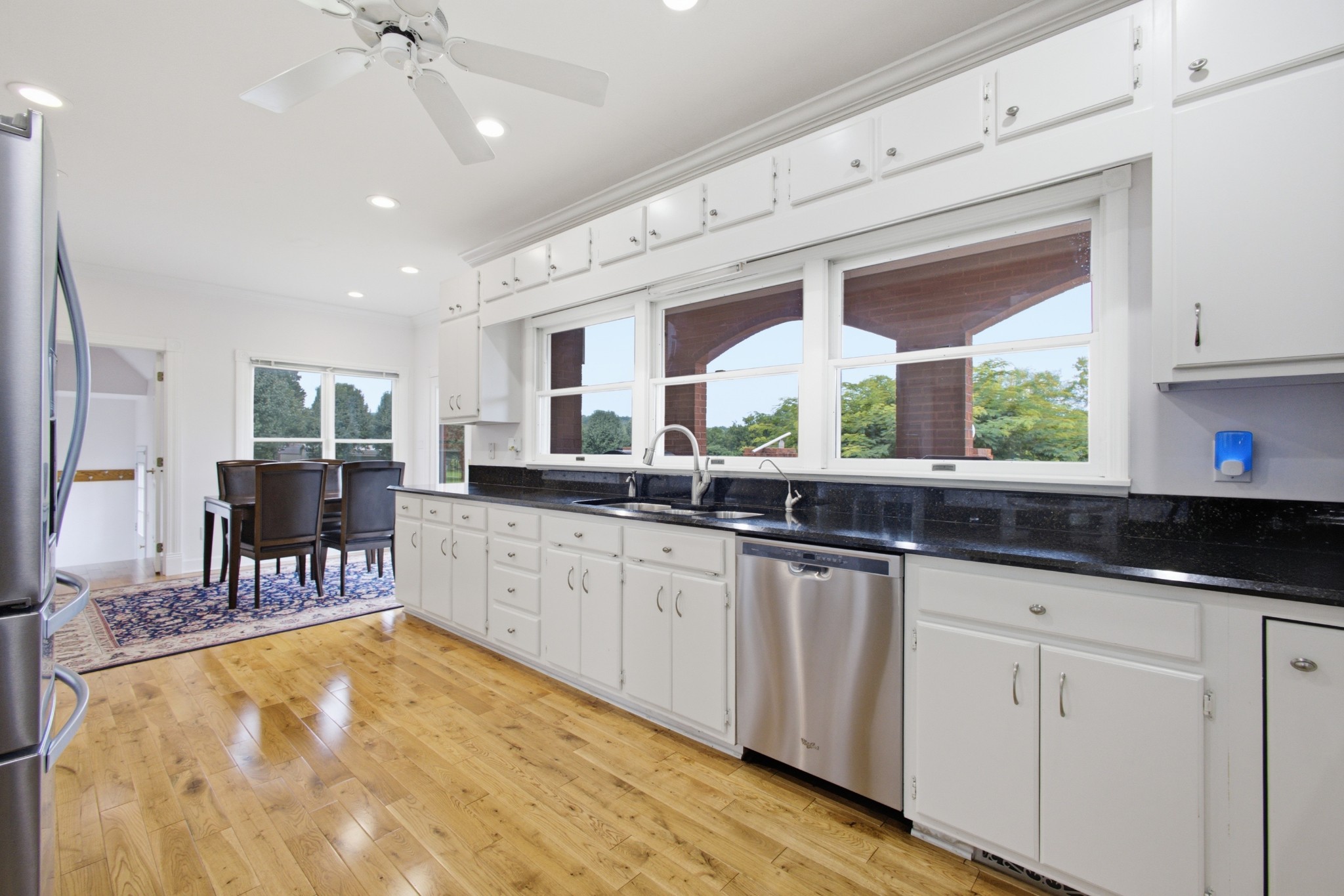 662 River Rd Property Photo 24