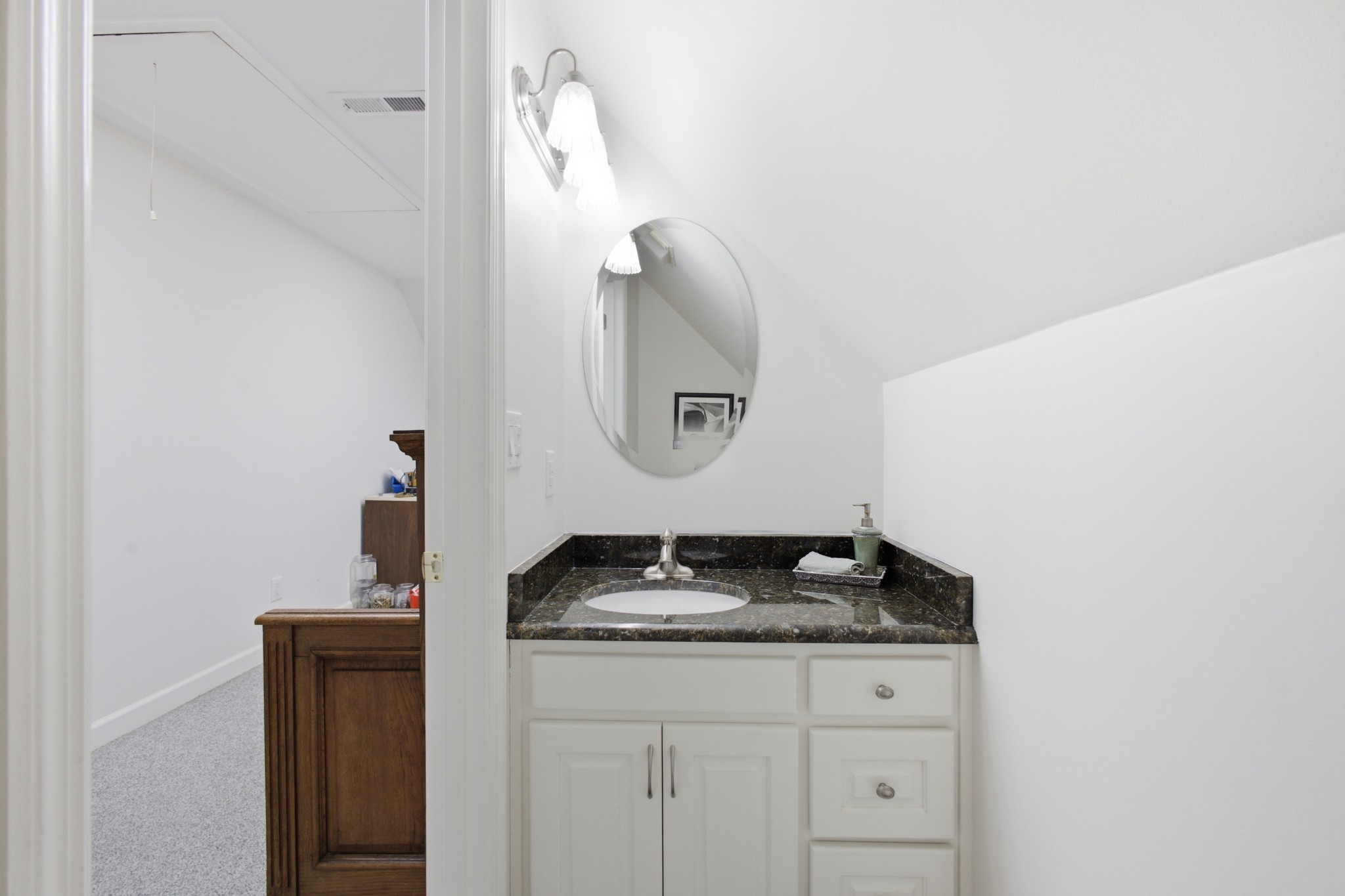 662 River Rd Property Photo 32