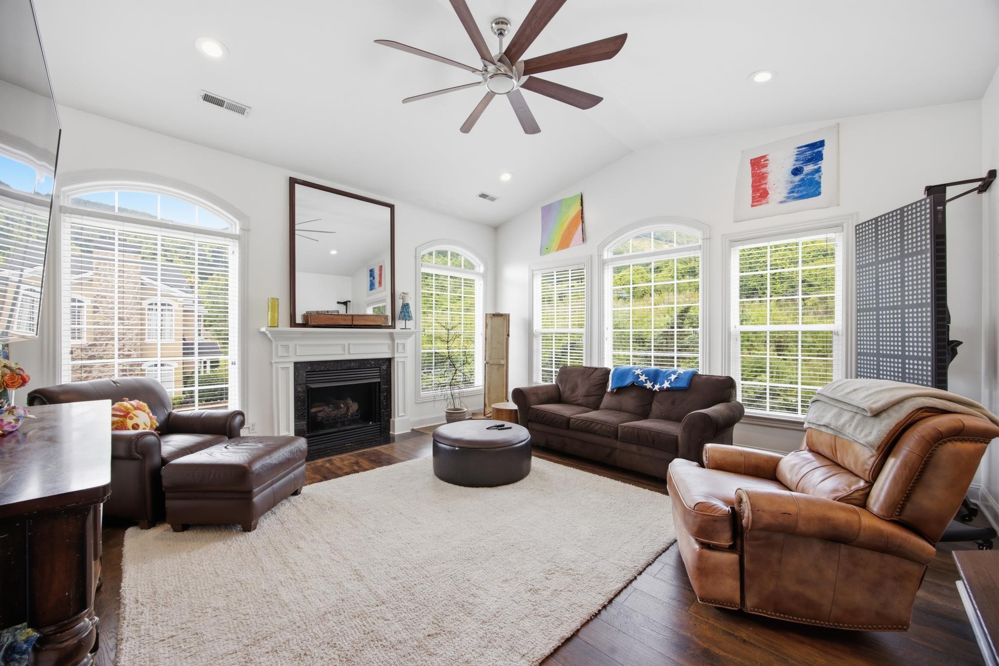 309 Renaissance Court Property Photo 13