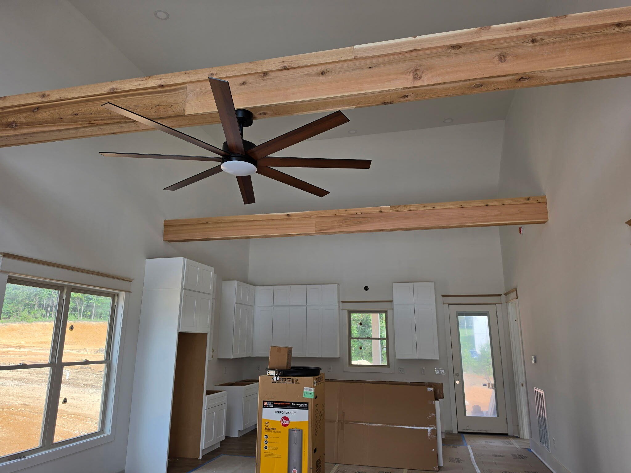 302 Thomas Road Property Photo 2