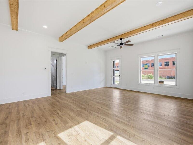342 Thomas Road Property Photo 12