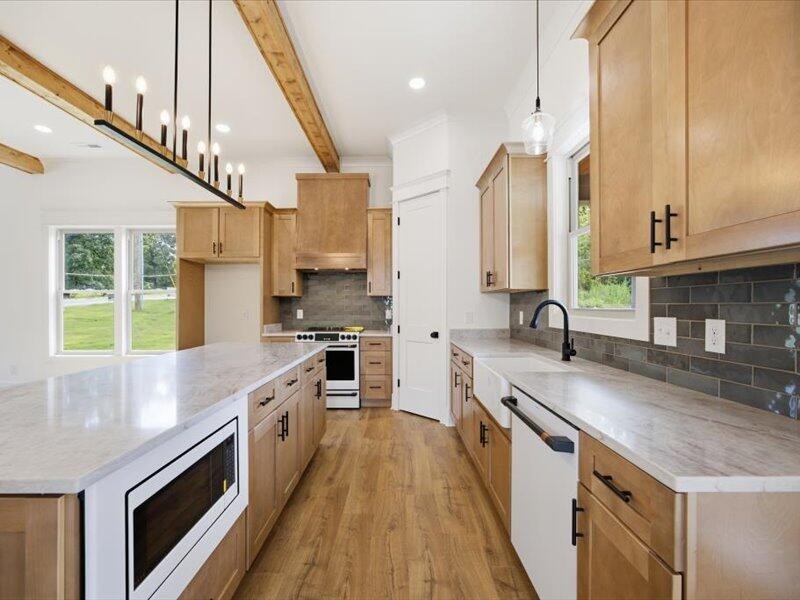 342 Thomas Road Property Photo 18