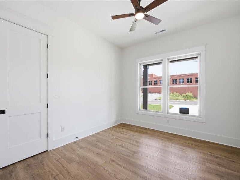 342 Thomas Road Property Photo 24