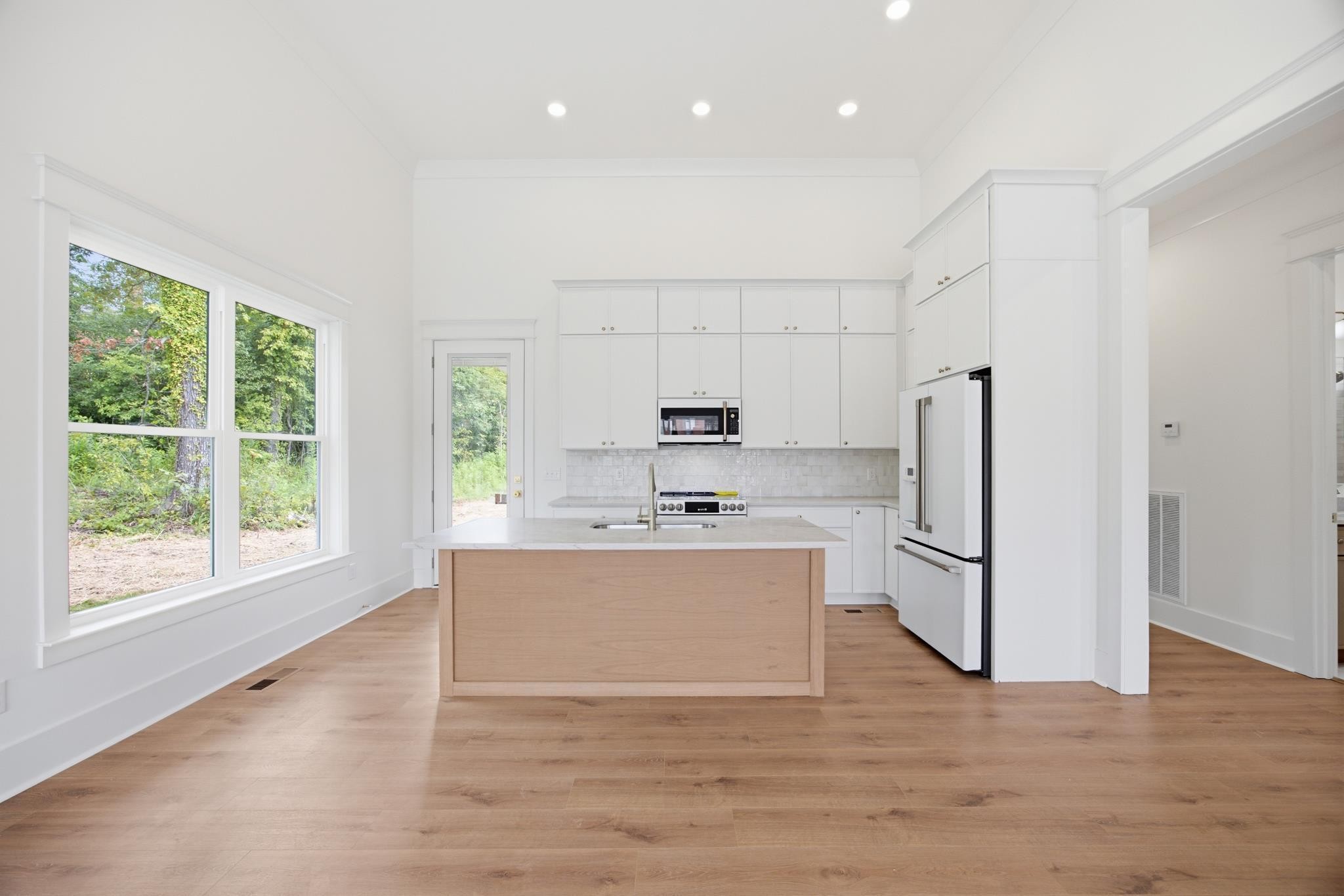 358 Thomas Road Property Photo 17