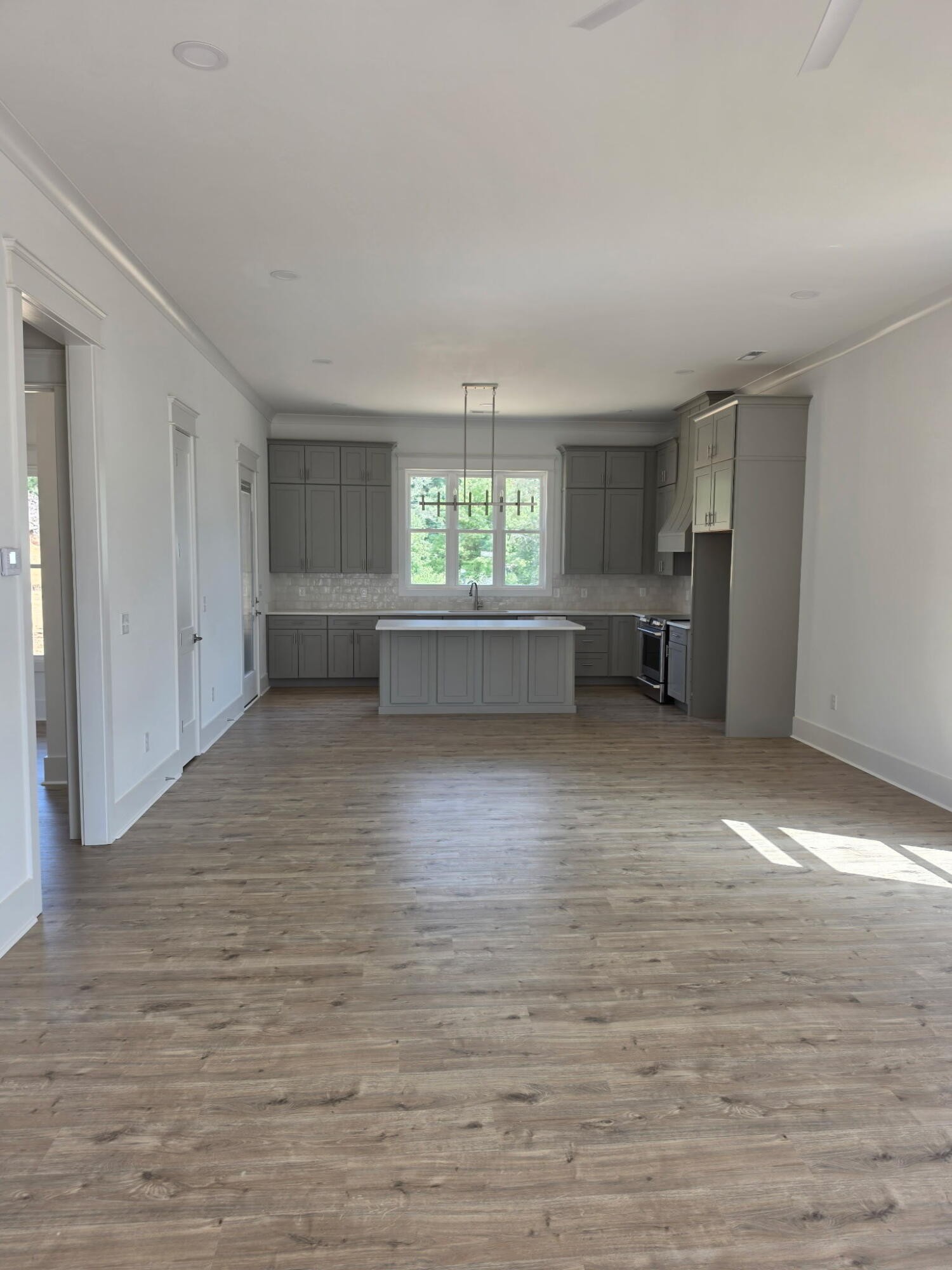 316 Thomas Road Property Photo 5