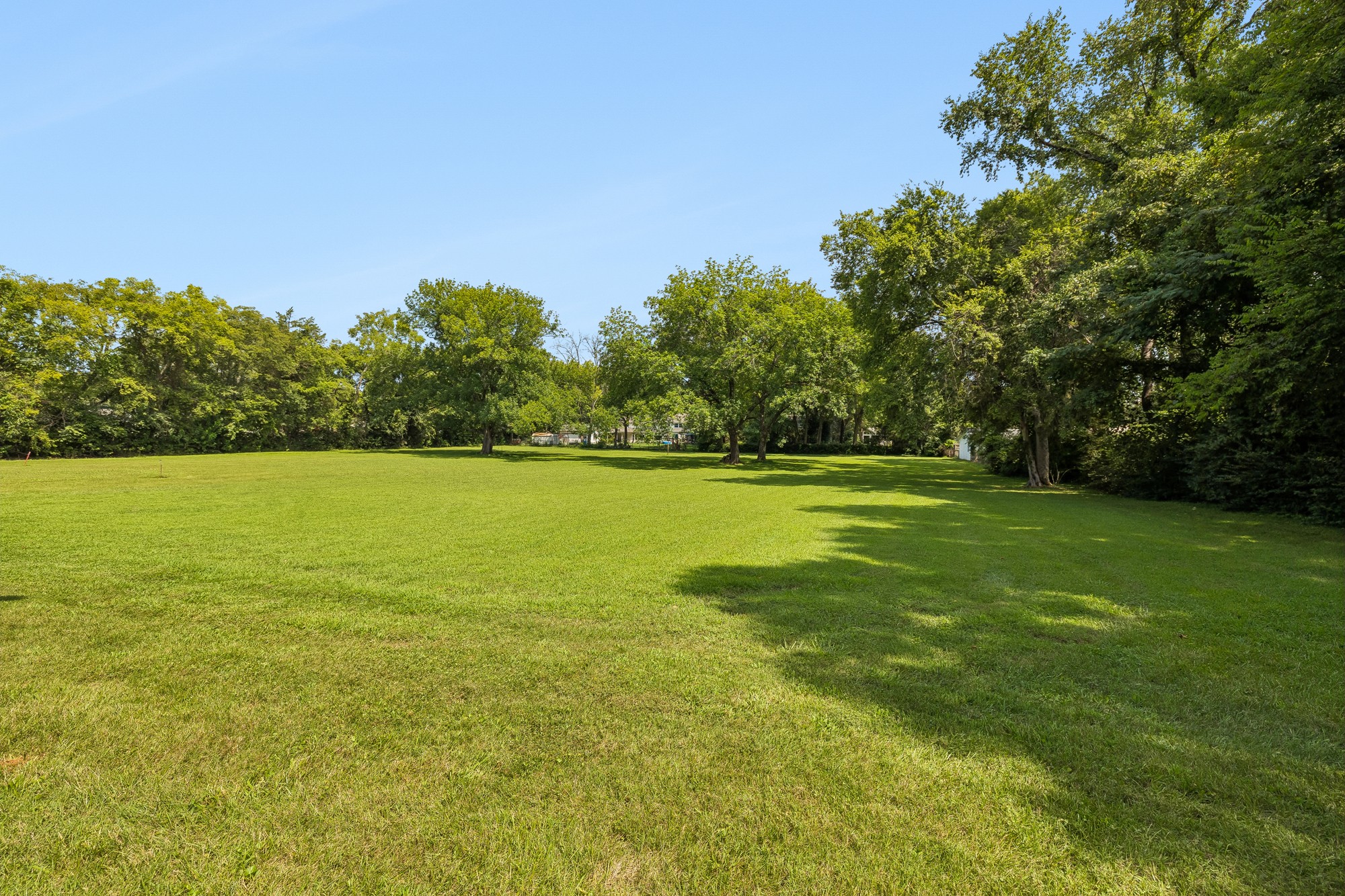 1013 E Clark Blvd Property Photo 18