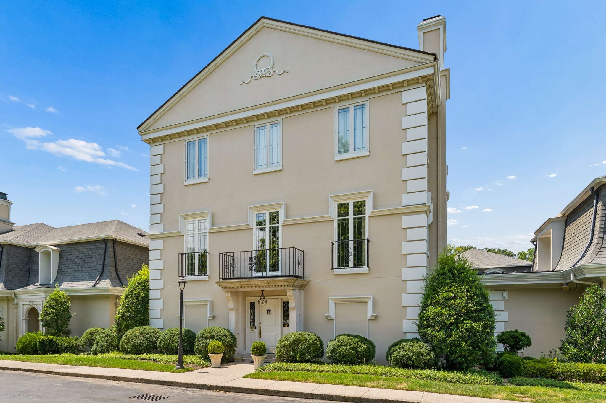 615 Belle Meade Blvd
