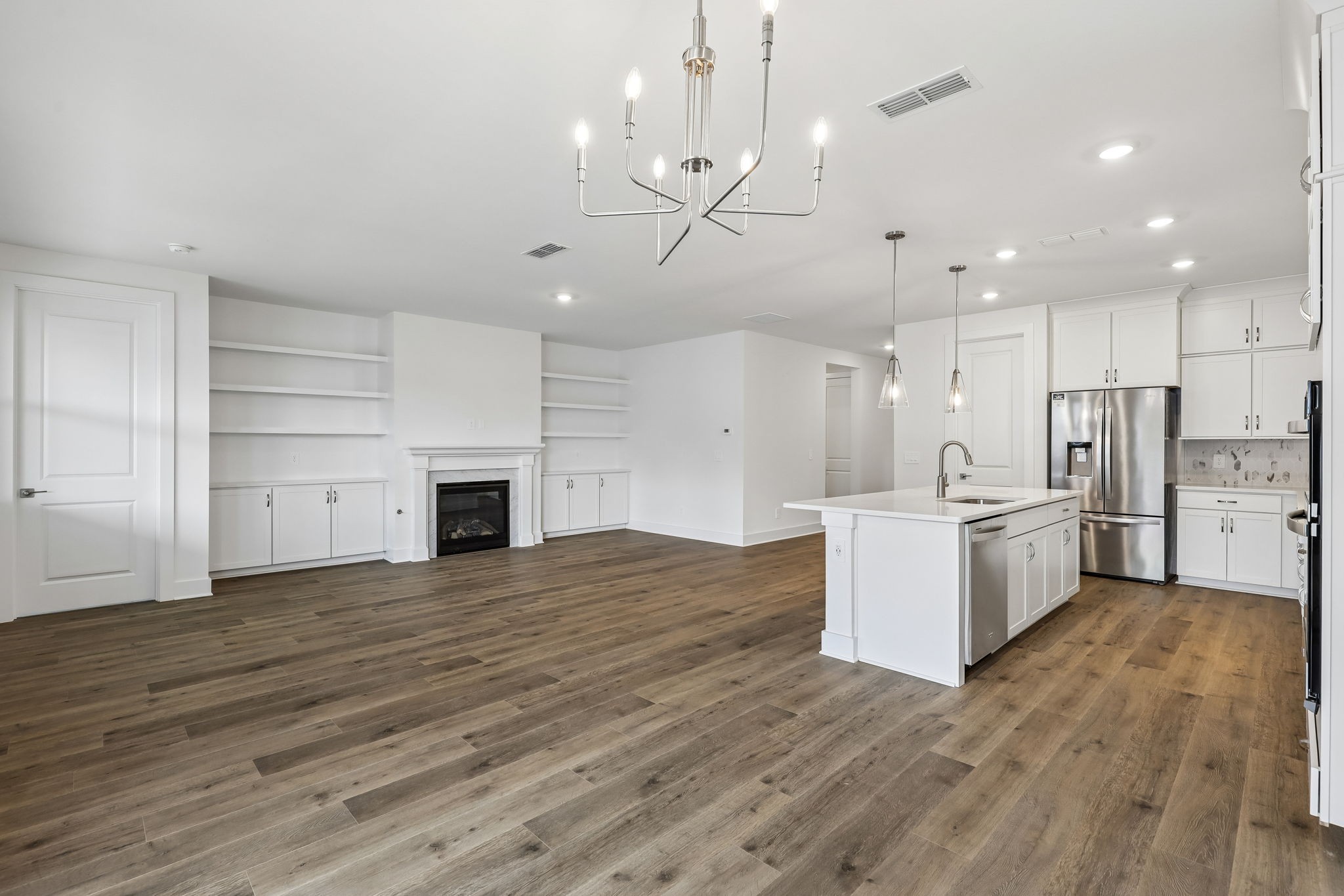 2038 Riley Park Dr Property Photo 10