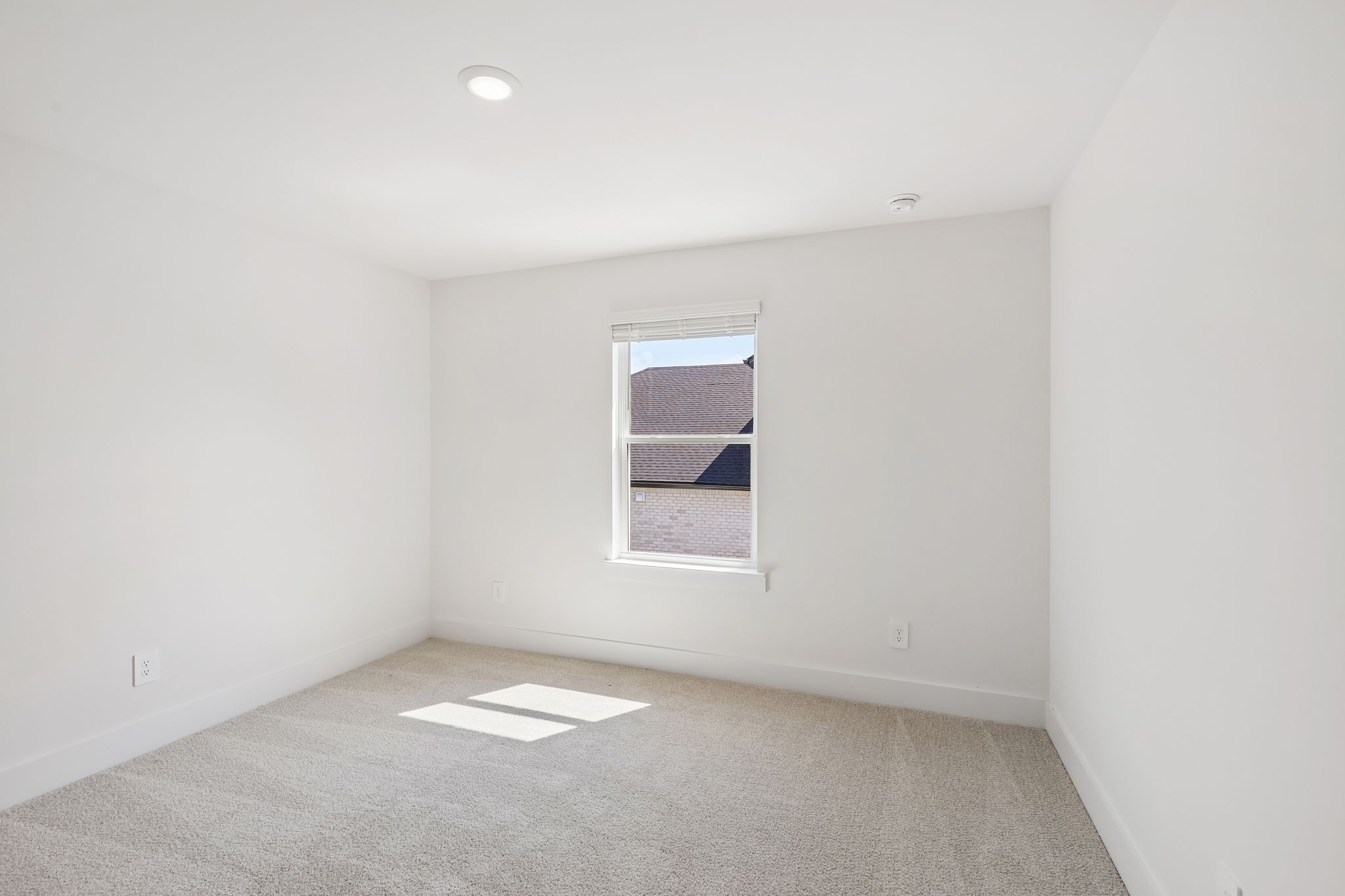 2038 Riley Park Dr Property Photo 18