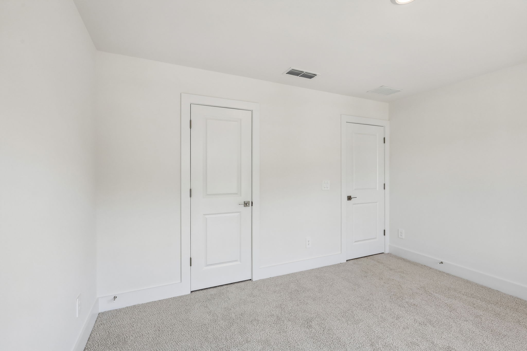 2038 Riley Park Dr Property Photo 23