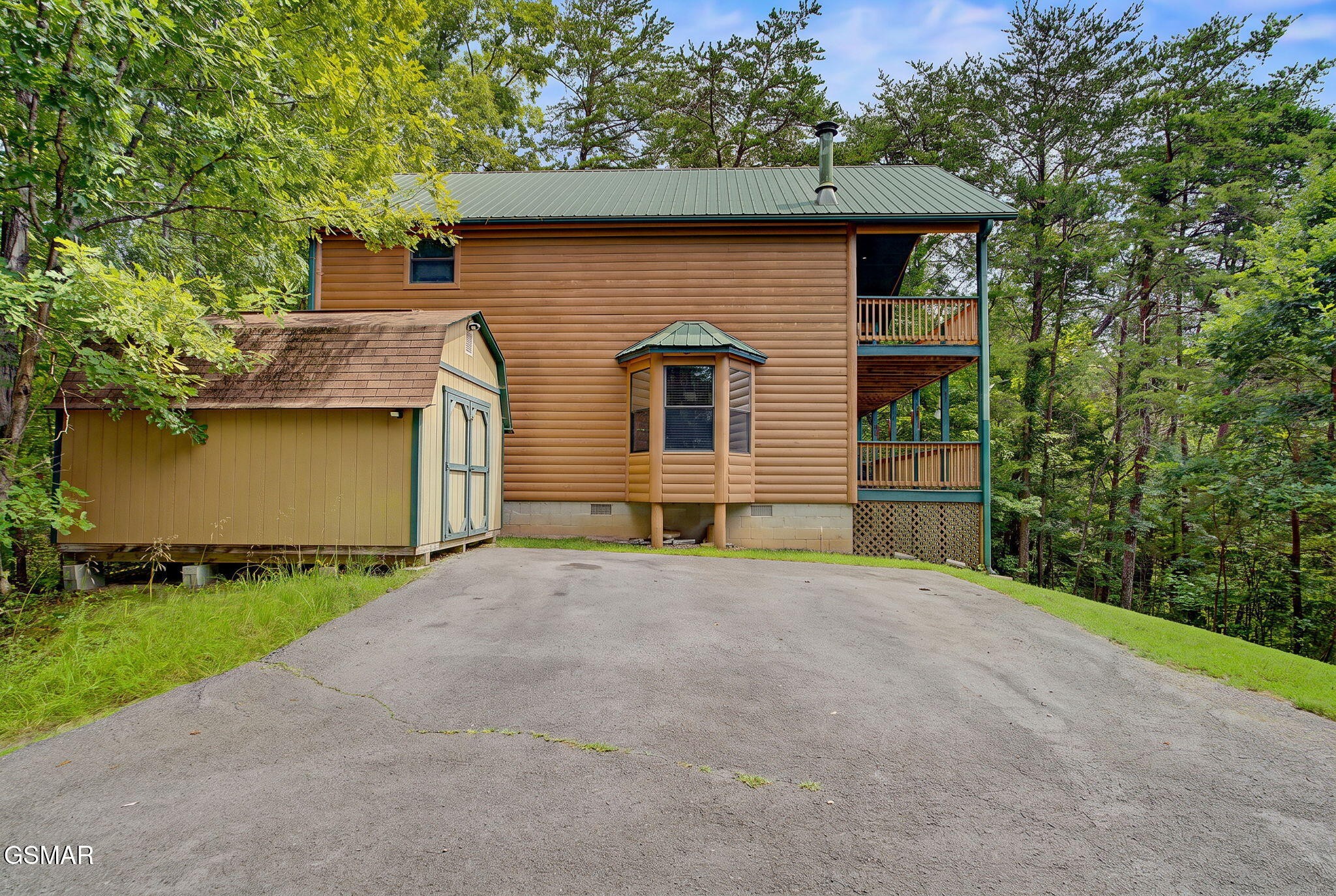 2921 Barnes Drive Property Photo 1