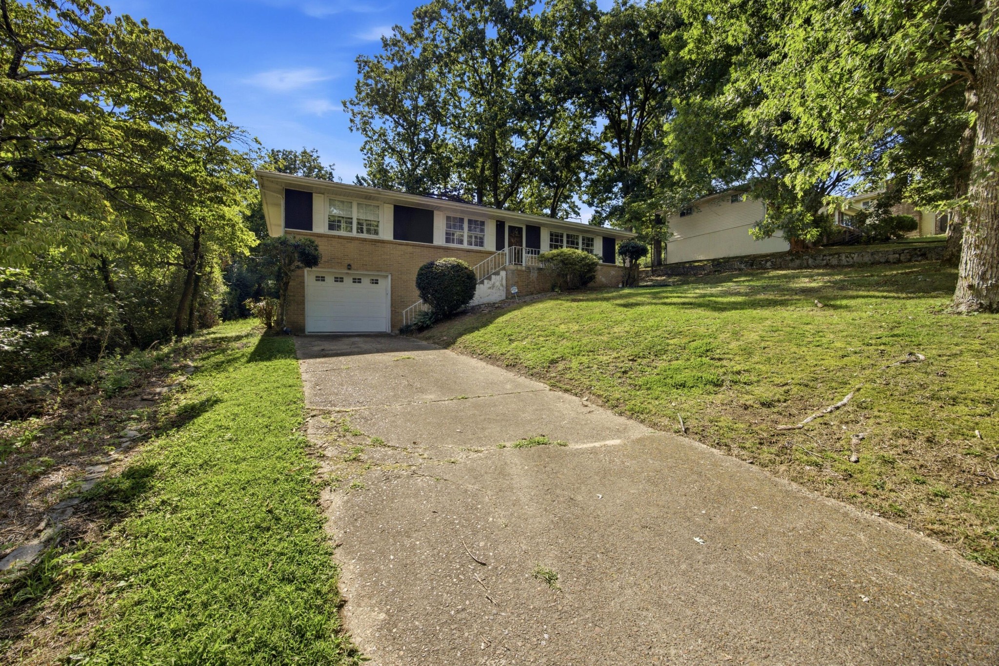 1406 Melody Lane Property Photo 4