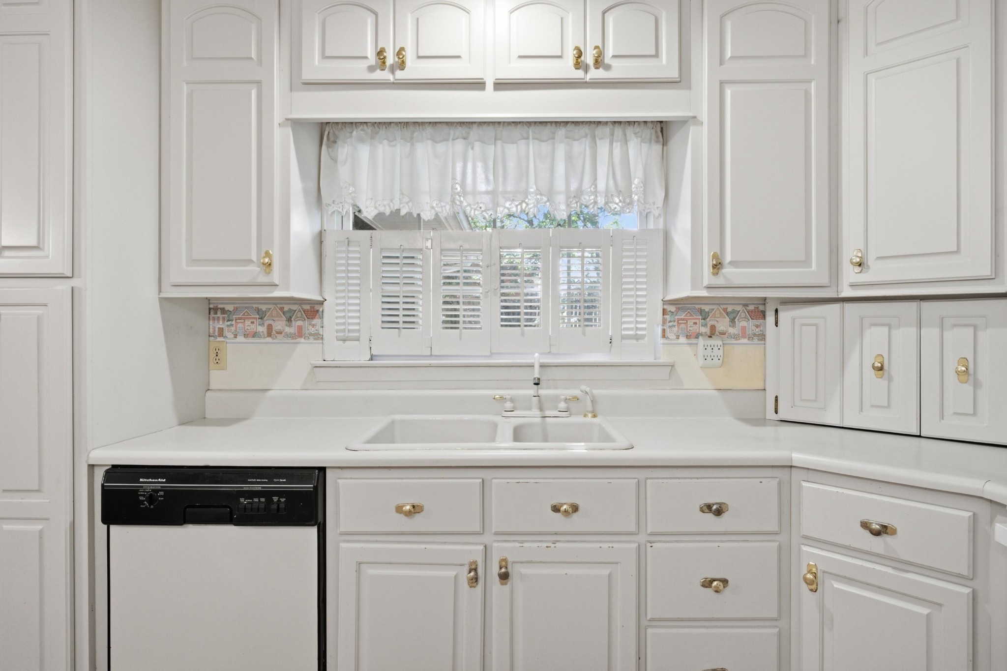 1406 Melody Lane Property Photo 12