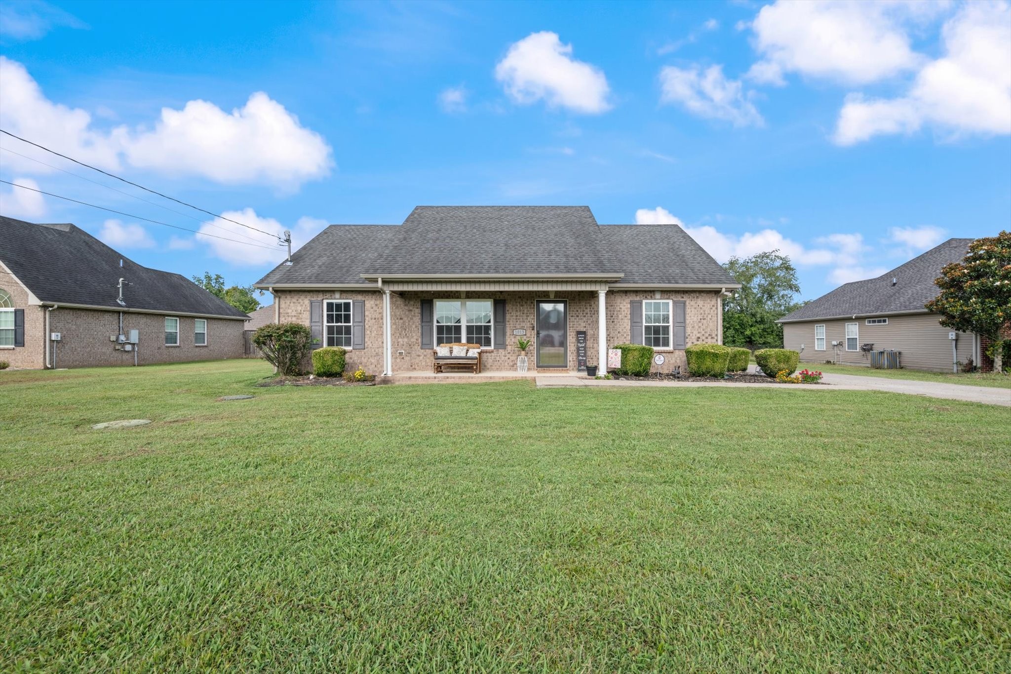 1013 Stratus Dr Property Photo 2