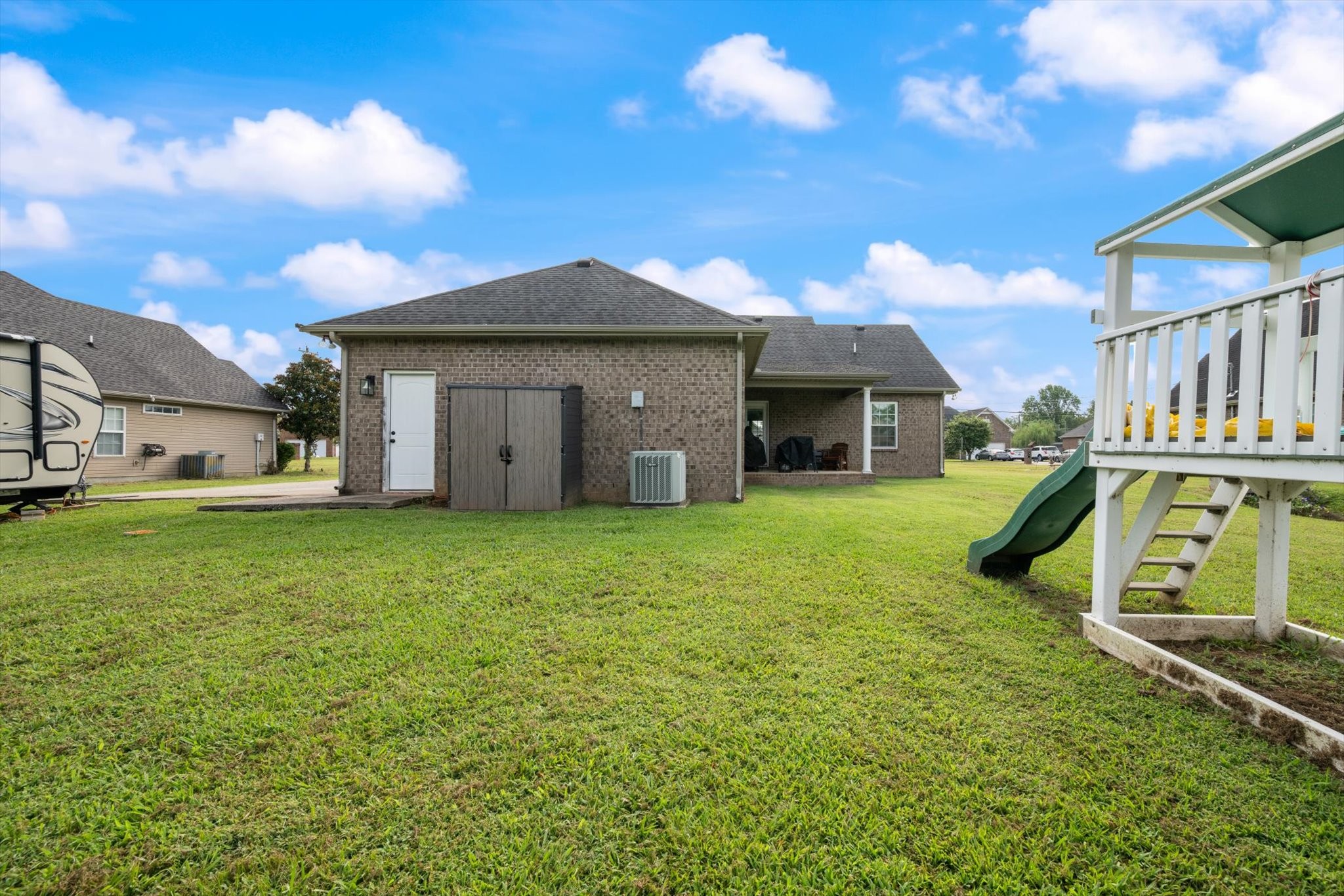 1013 Stratus Dr Property Photo 4