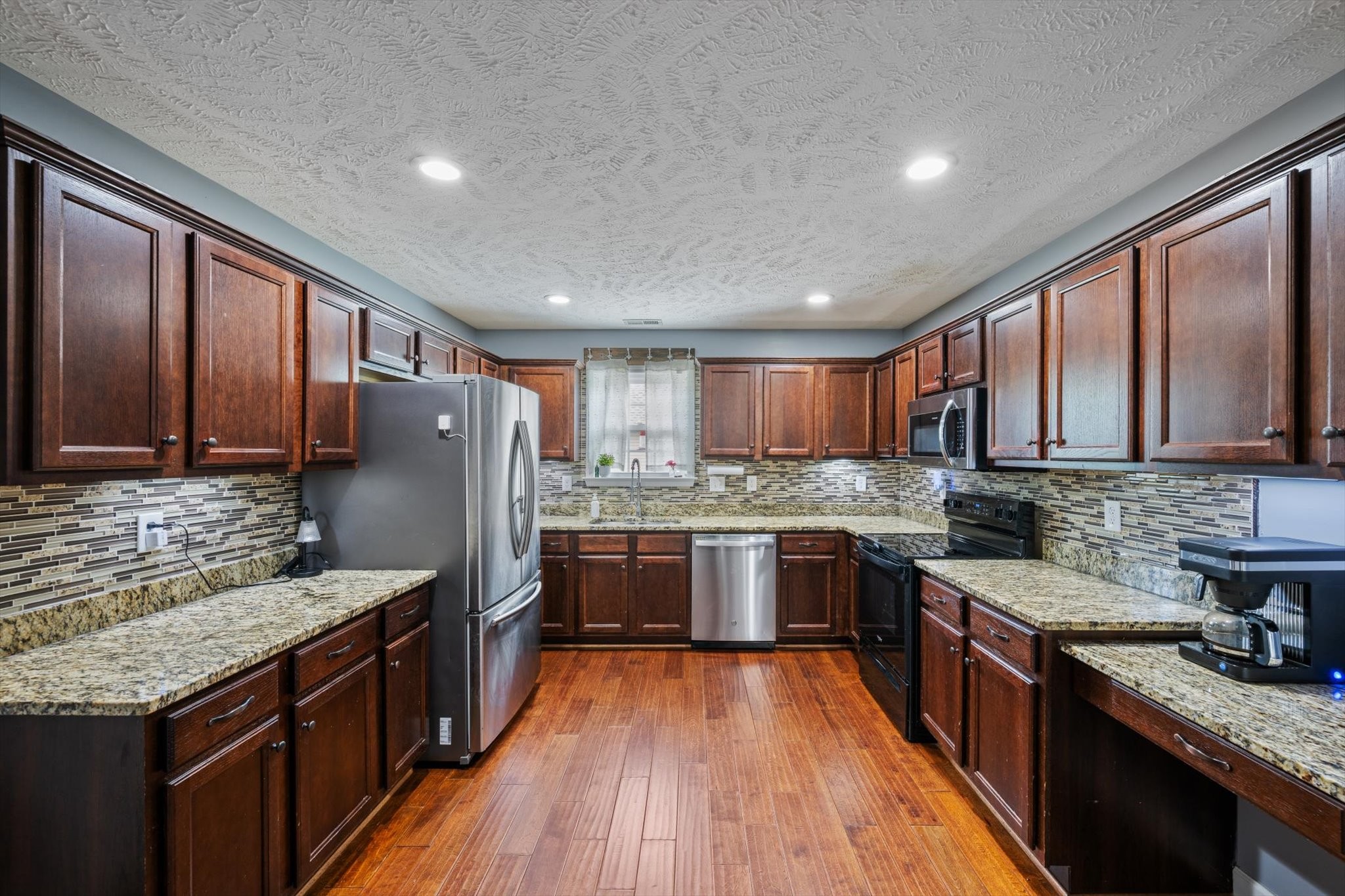 1013 Stratus Dr Property Photo 15