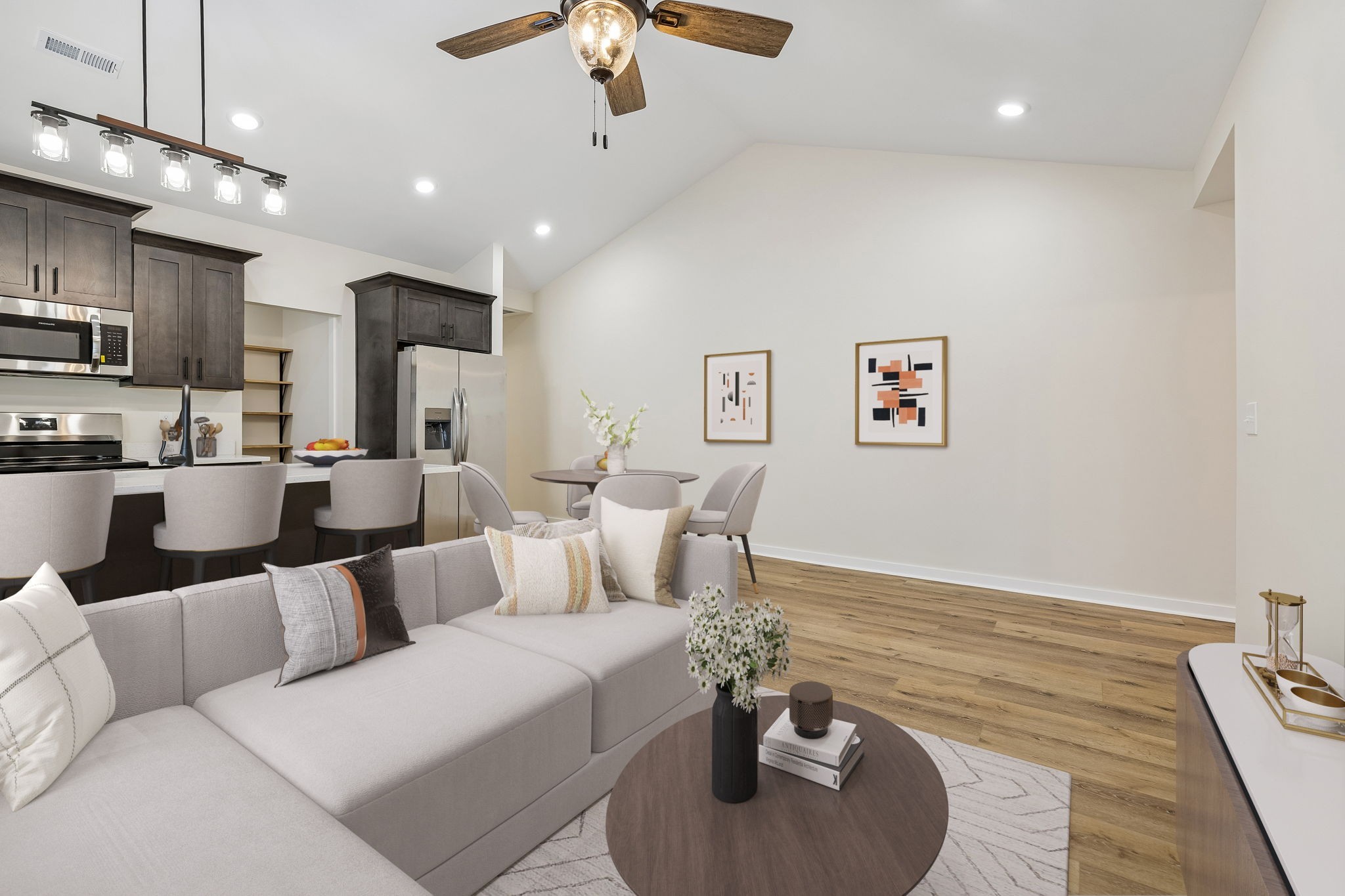 127 Deer Valley Drive E Property Photo 12