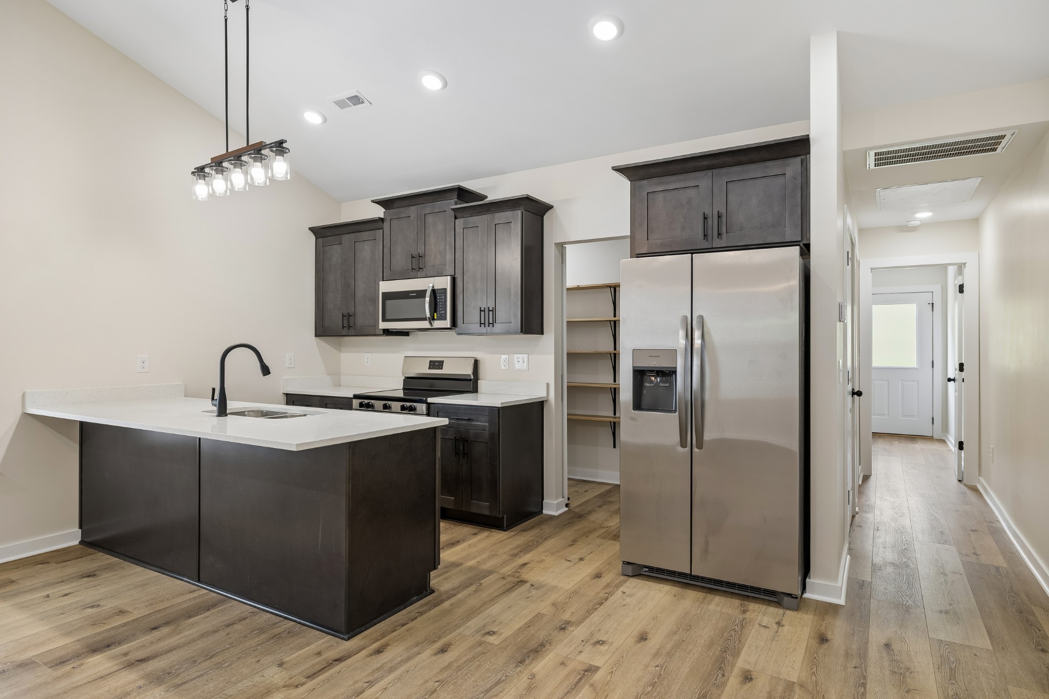 127 Deer Valley Drive E Property Photo 17
