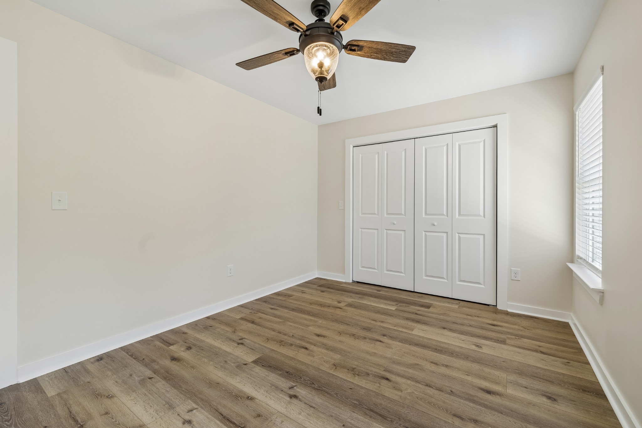 127 Deer Valley Drive E Property Photo 28