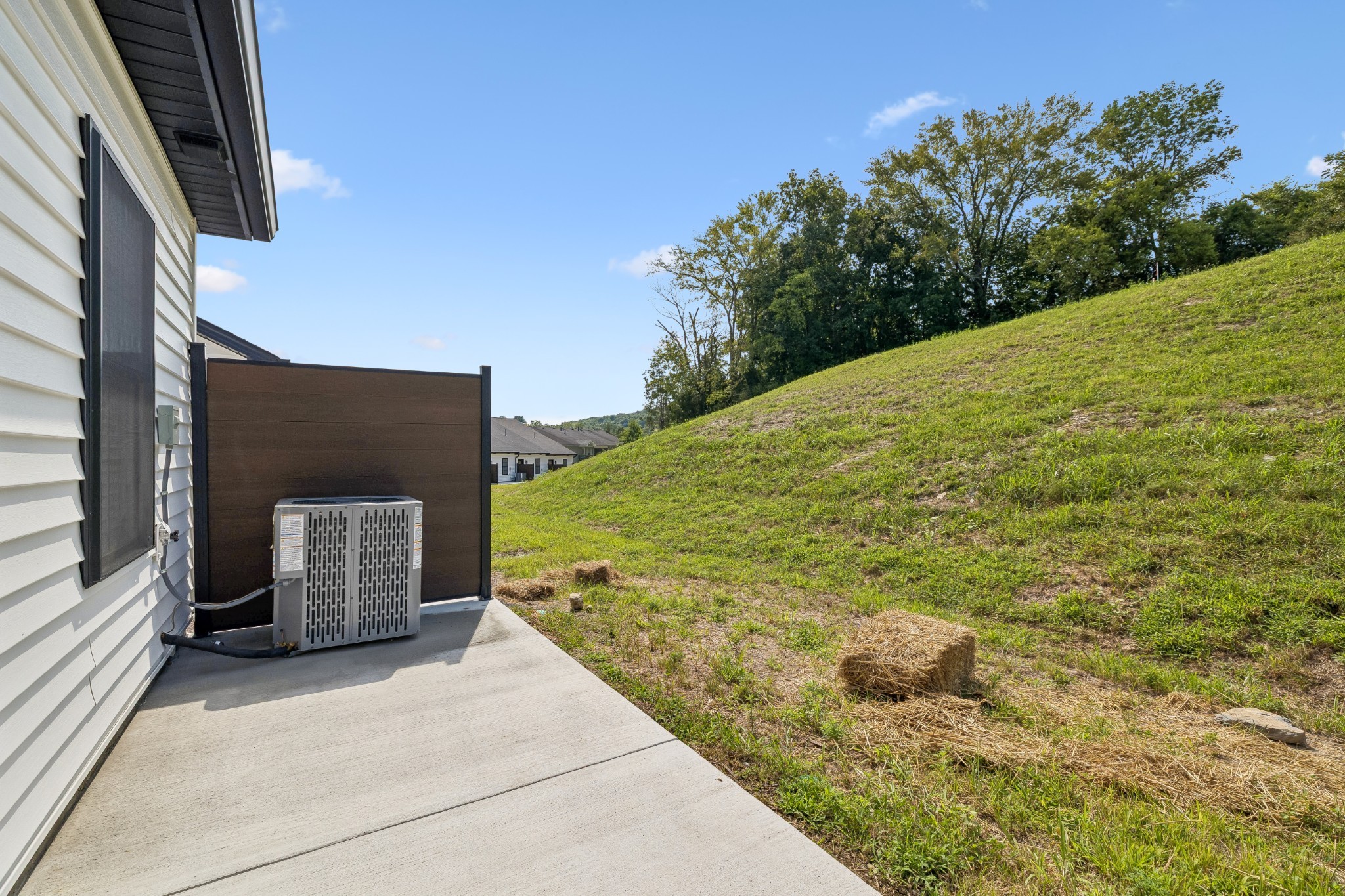 127 Deer Valley Drive E Property Photo 38