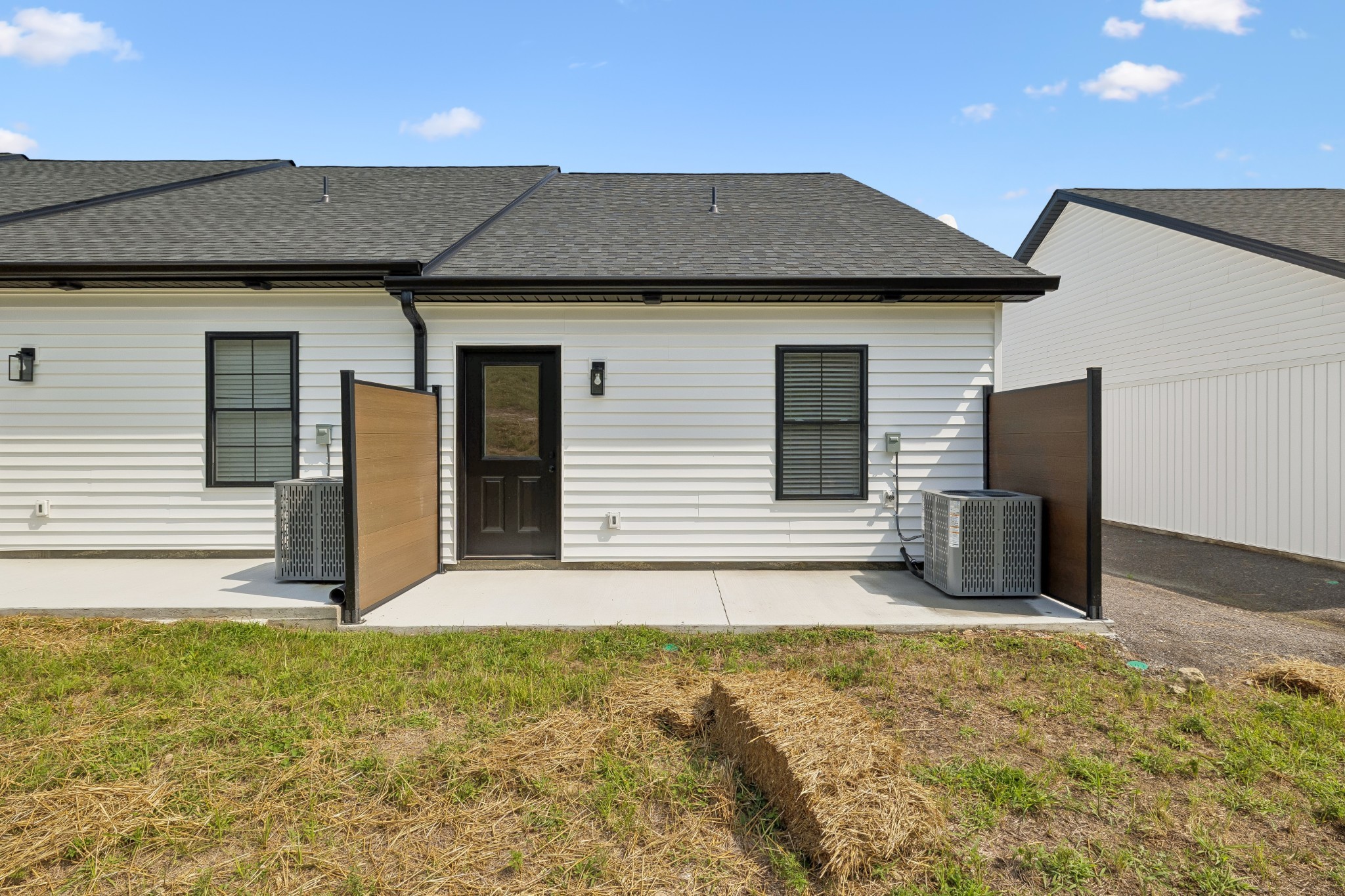 127 Deer Valley Drive E Property Photo 40