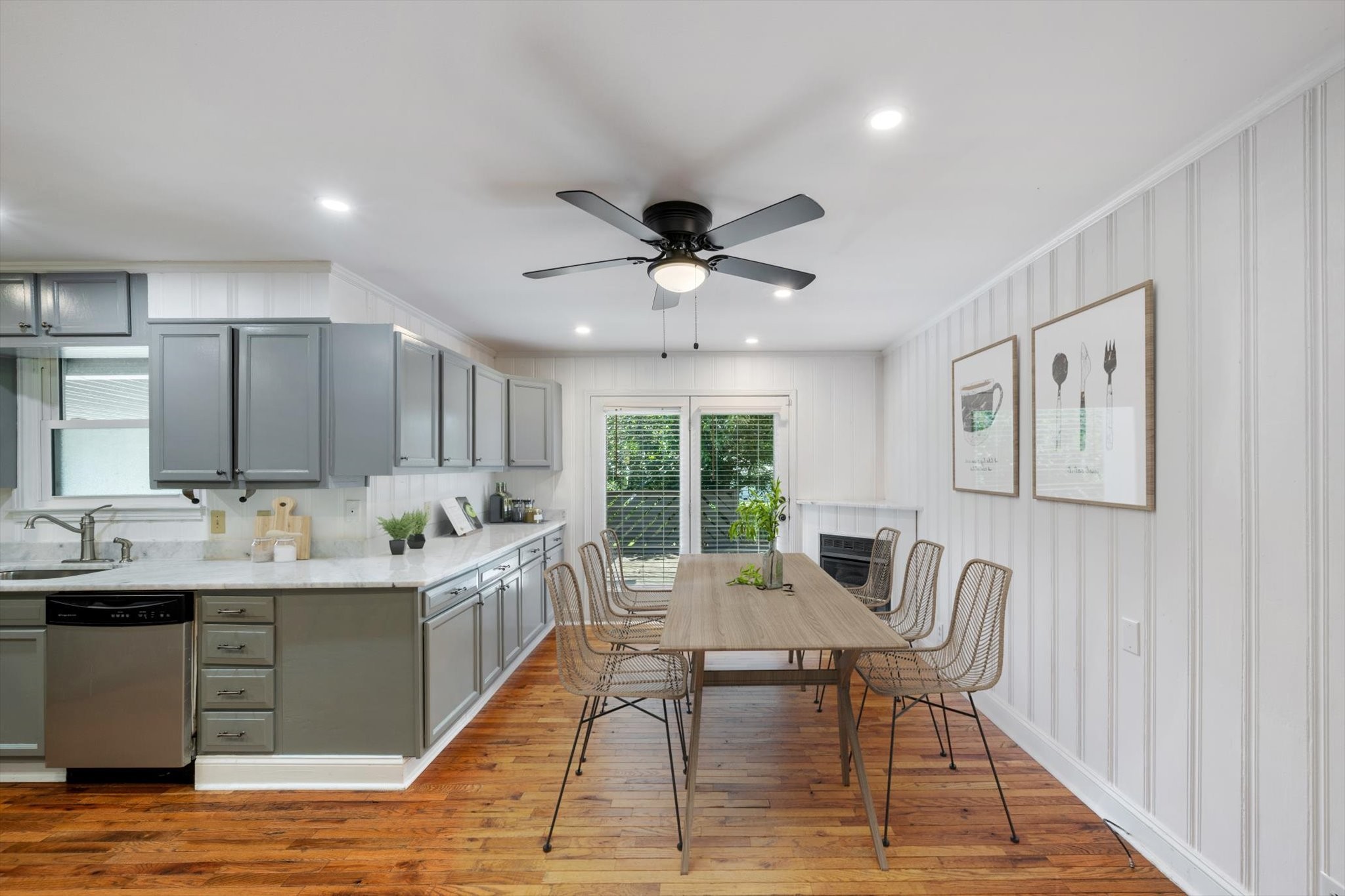 6628 Cabot Dr Property Photo 12