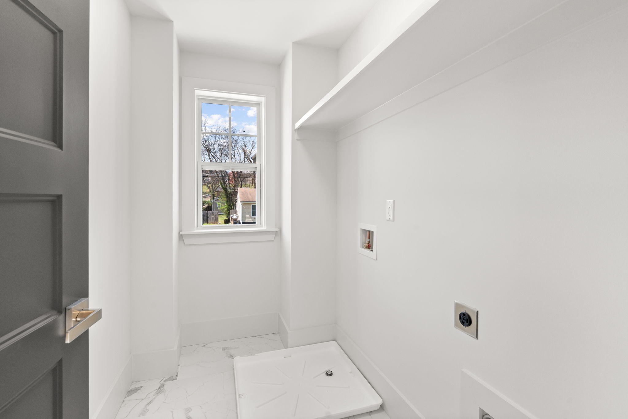 1620a Porter Ave Property Photo 25